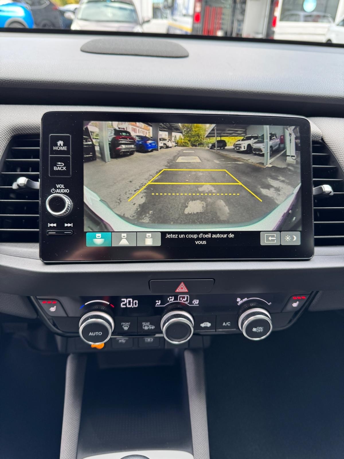 HONDA Jazz 1.5i-MMD Crosstar Executive E-CVT-image-11