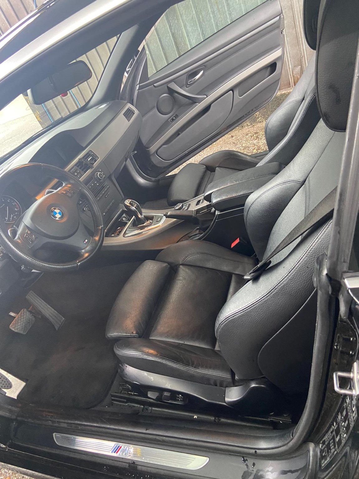 BMW 335i Cabriolet DSG-image-3