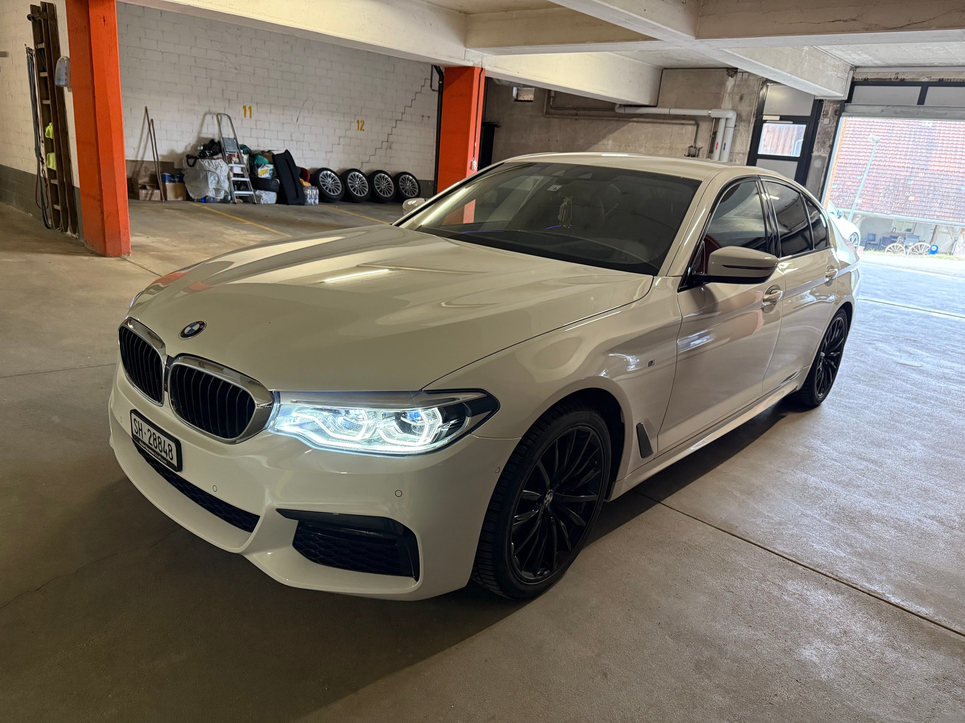 BMW 530i xDrive | CH-Fahrzeug | Garantie & Leasing möglich-image-1