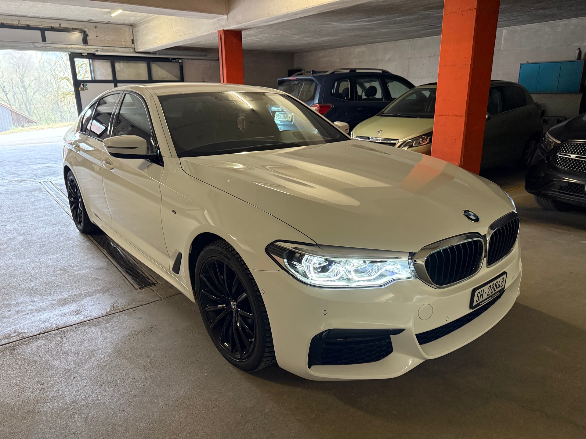 BMW 530i xDrive | CH-Fahrzeug | Garantie & Leasing möglich-image-0