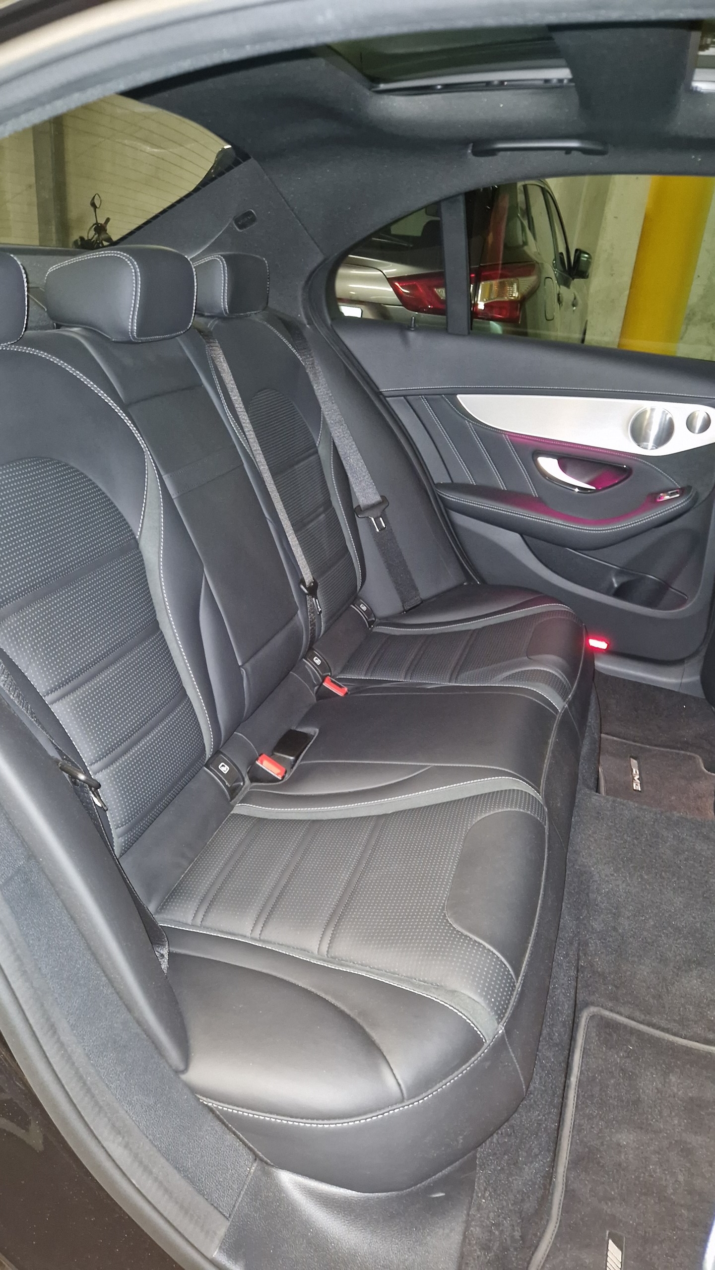 MERCEDES-BENZ C 63 S AMG Speedshift-image-8