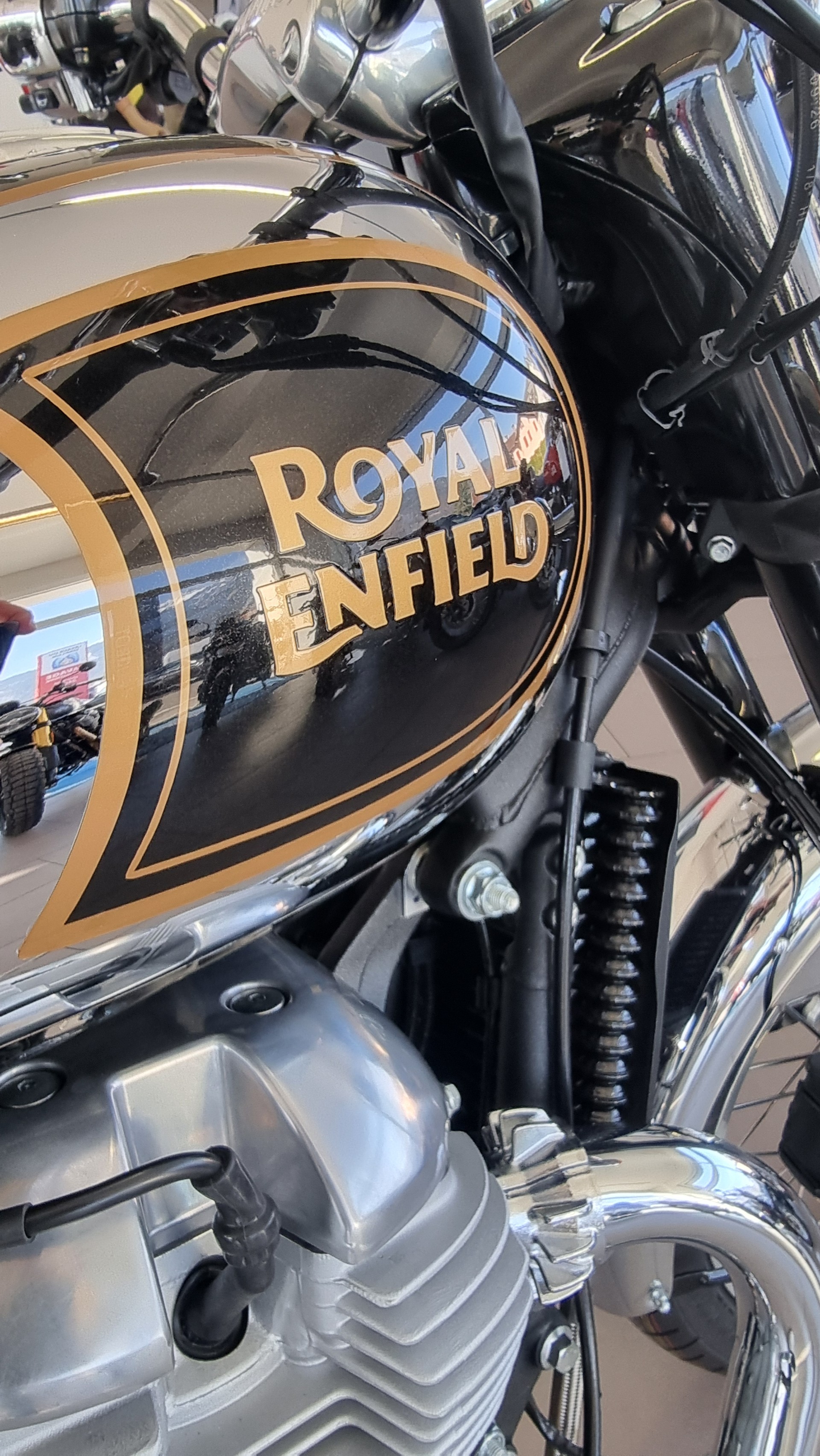 ROYAL ENFIELD Classic 650 New 2025!!!!-image-4