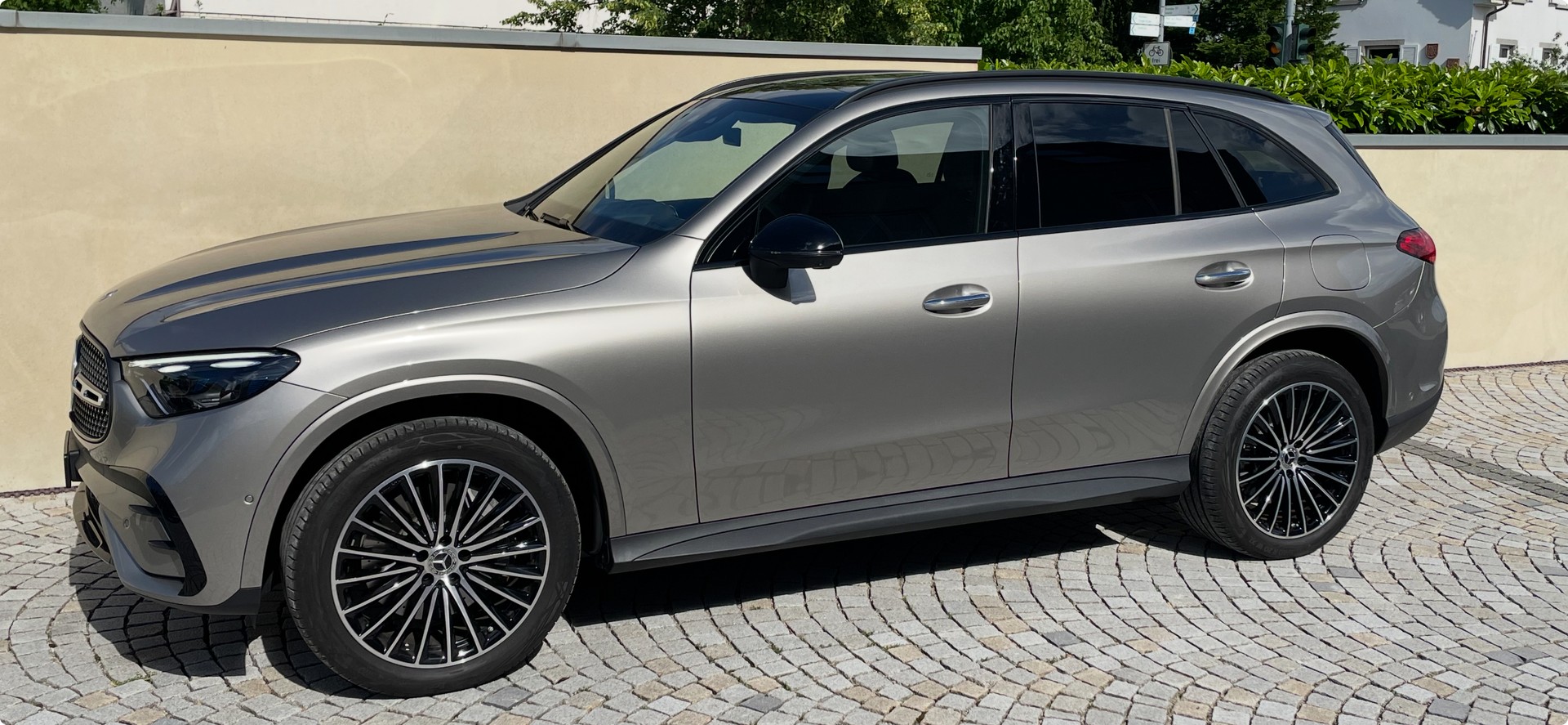 MERCEDES-BENZ GLC 400 e 4Matic Plugin Hybrid Benzin/Elektro-image-3