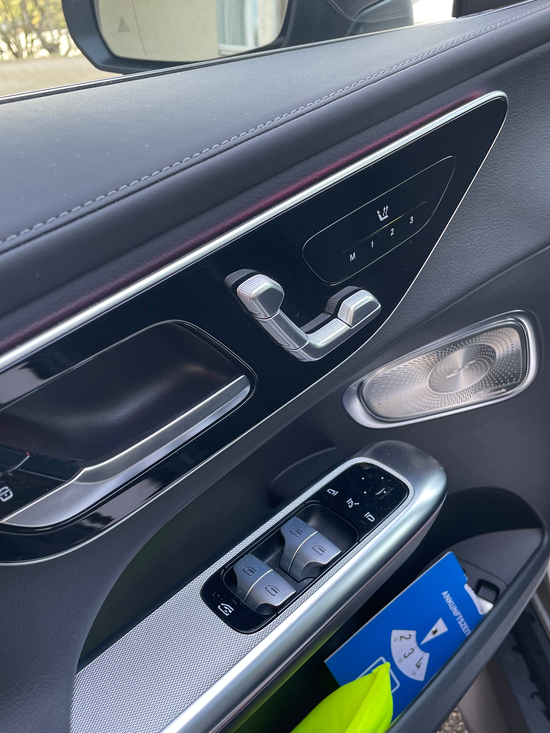 MERCEDES-BENZ GLC 400 e 4Matic Plugin Hybrid Benzin/Elektro-image-19