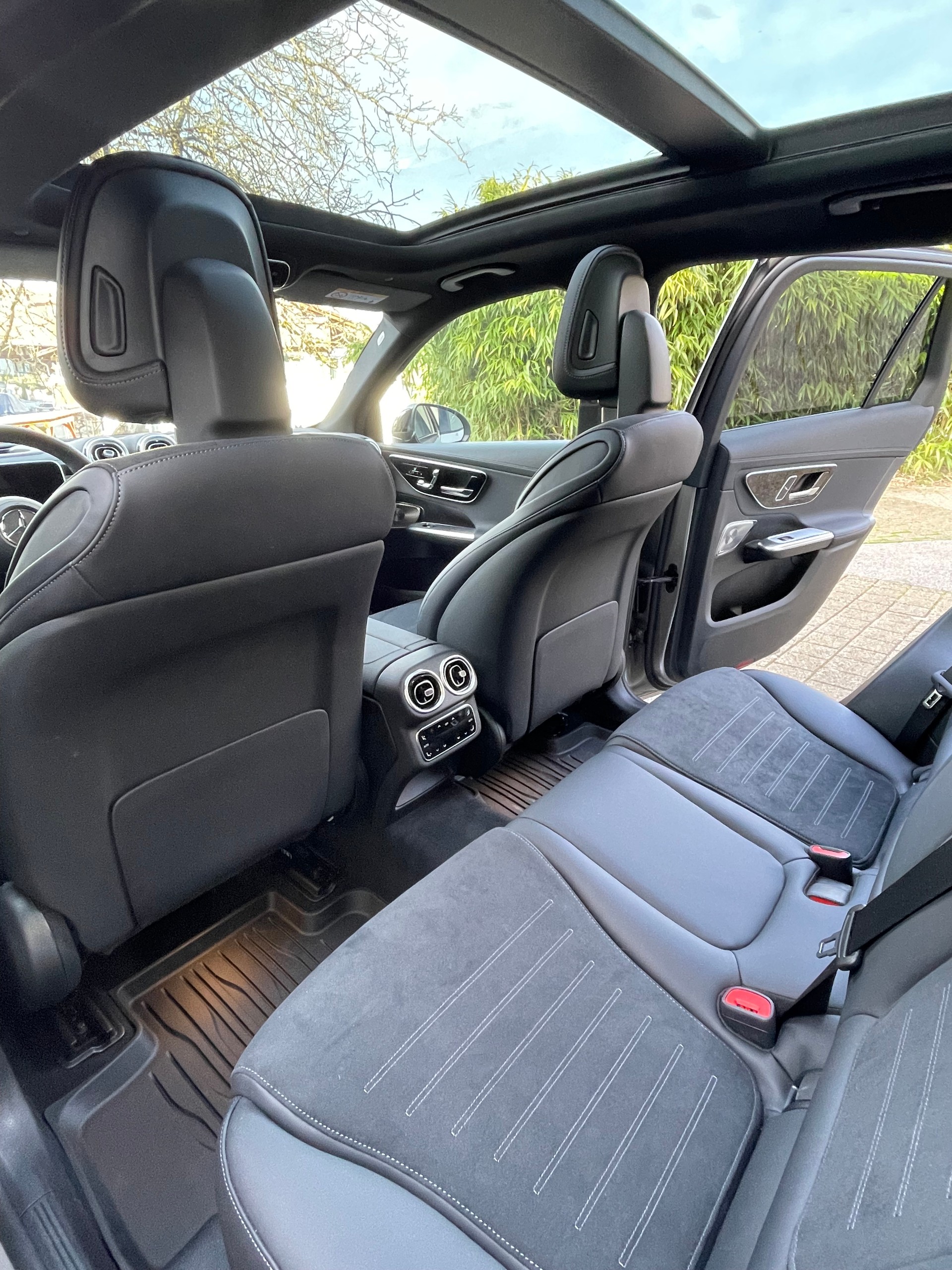 MERCEDES-BENZ GLC 400 e 4Matic Plugin Hybrid Benzin/Elektro-image-14