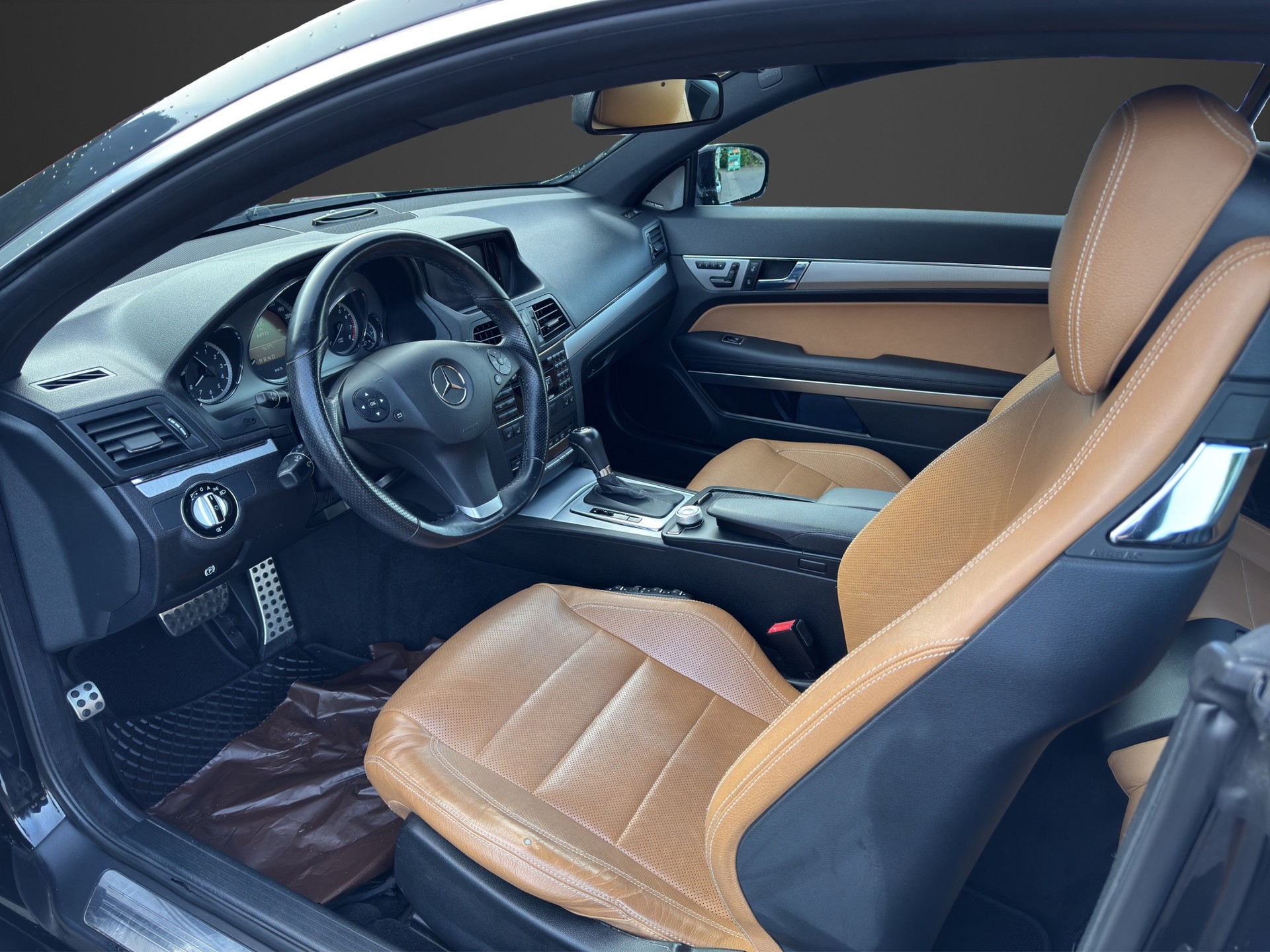 MERCEDES-BENZ E 500 7G-Tronic-image-12