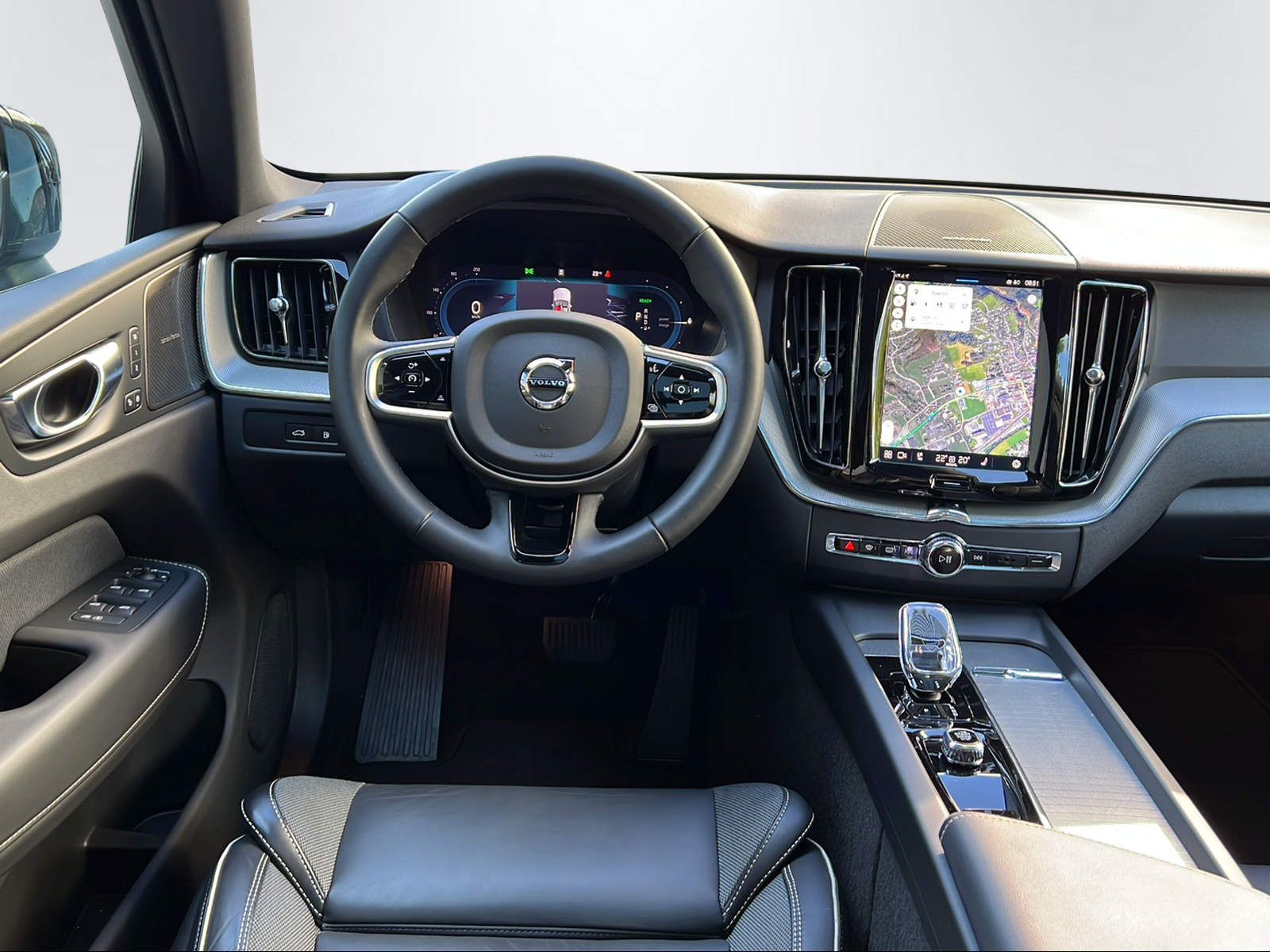 VOLVO XC60 2.0 T8 TE Plus Dark eAWD-image-12