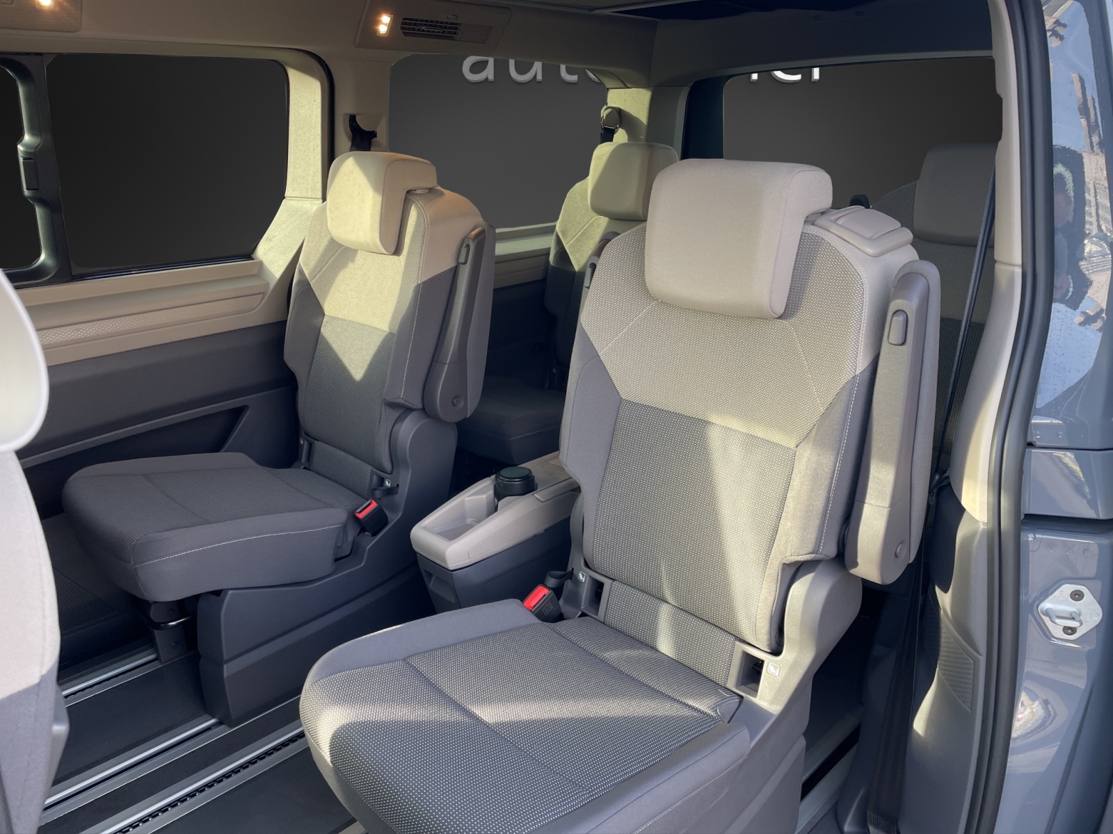 VW California 2.0 TDI Beach DSG-image-8