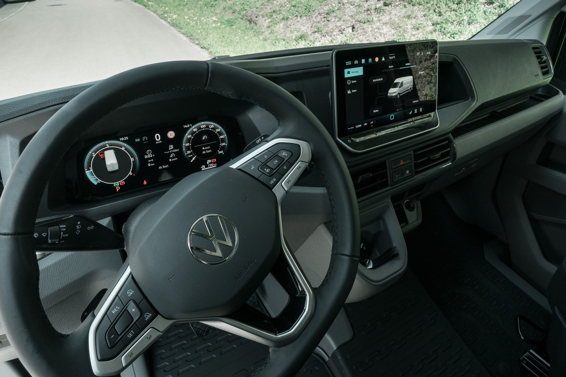 VW Crafter 35 2.0 BiTDI L3 4Motion A-image-1