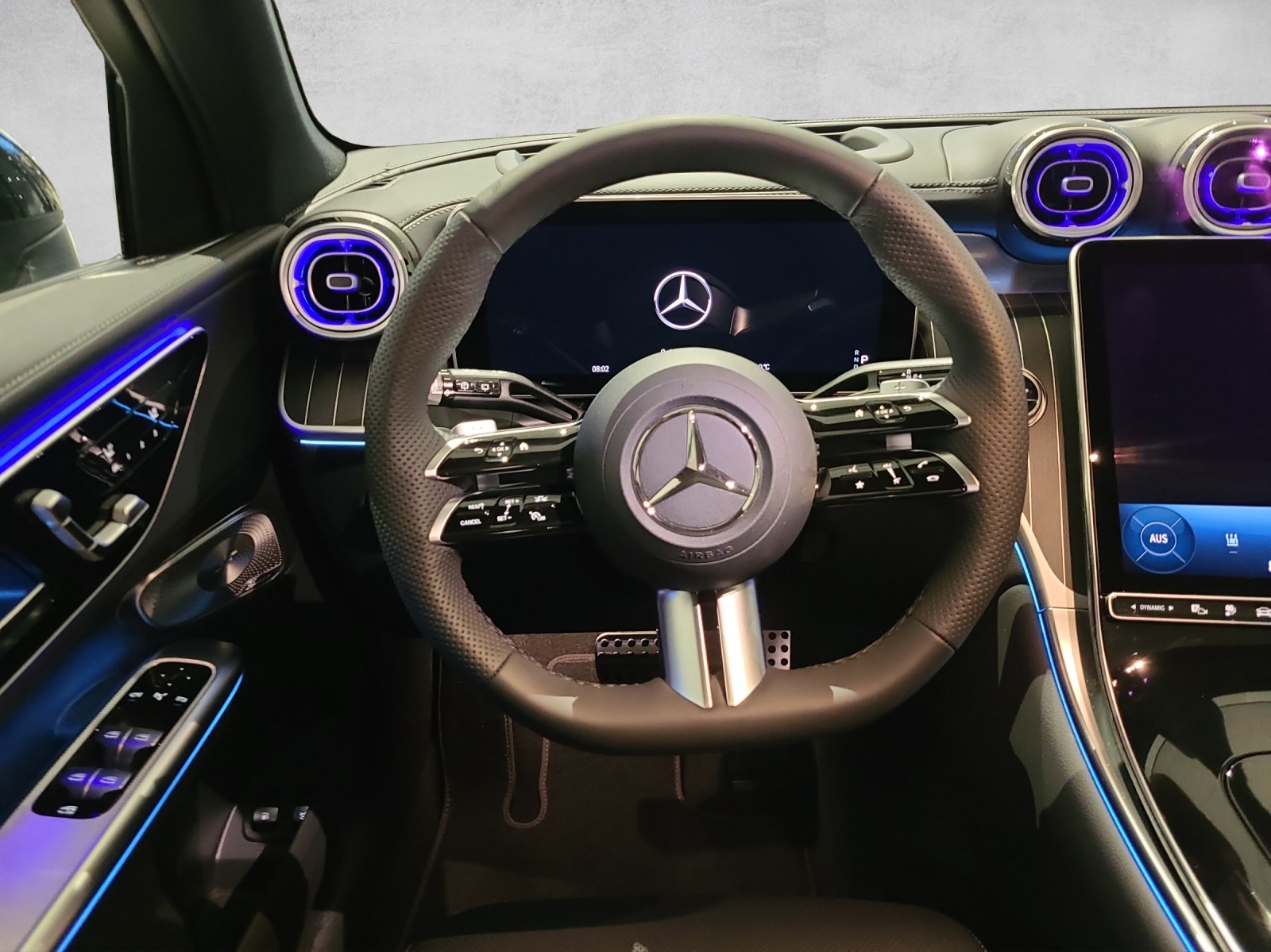 MERCEDES-BENZ GLC 400 e 4Matic 9G-Tronic-image-12
