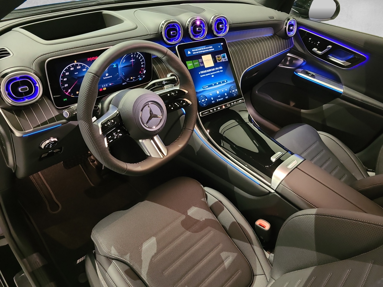 MERCEDES-BENZ GLC 400 e 4Matic 9G-Tronic-image-6