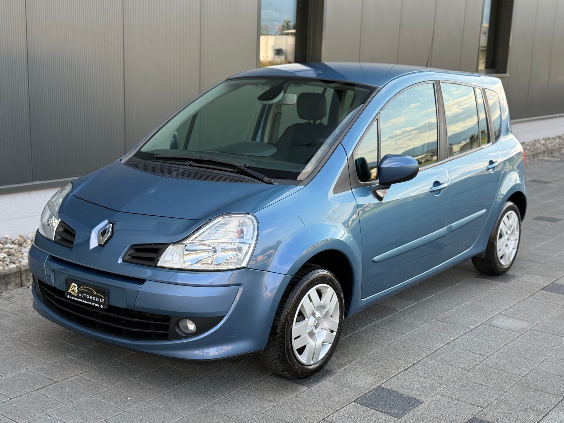 RENAULT Modus 1.2 16V T Dynamique-image-6