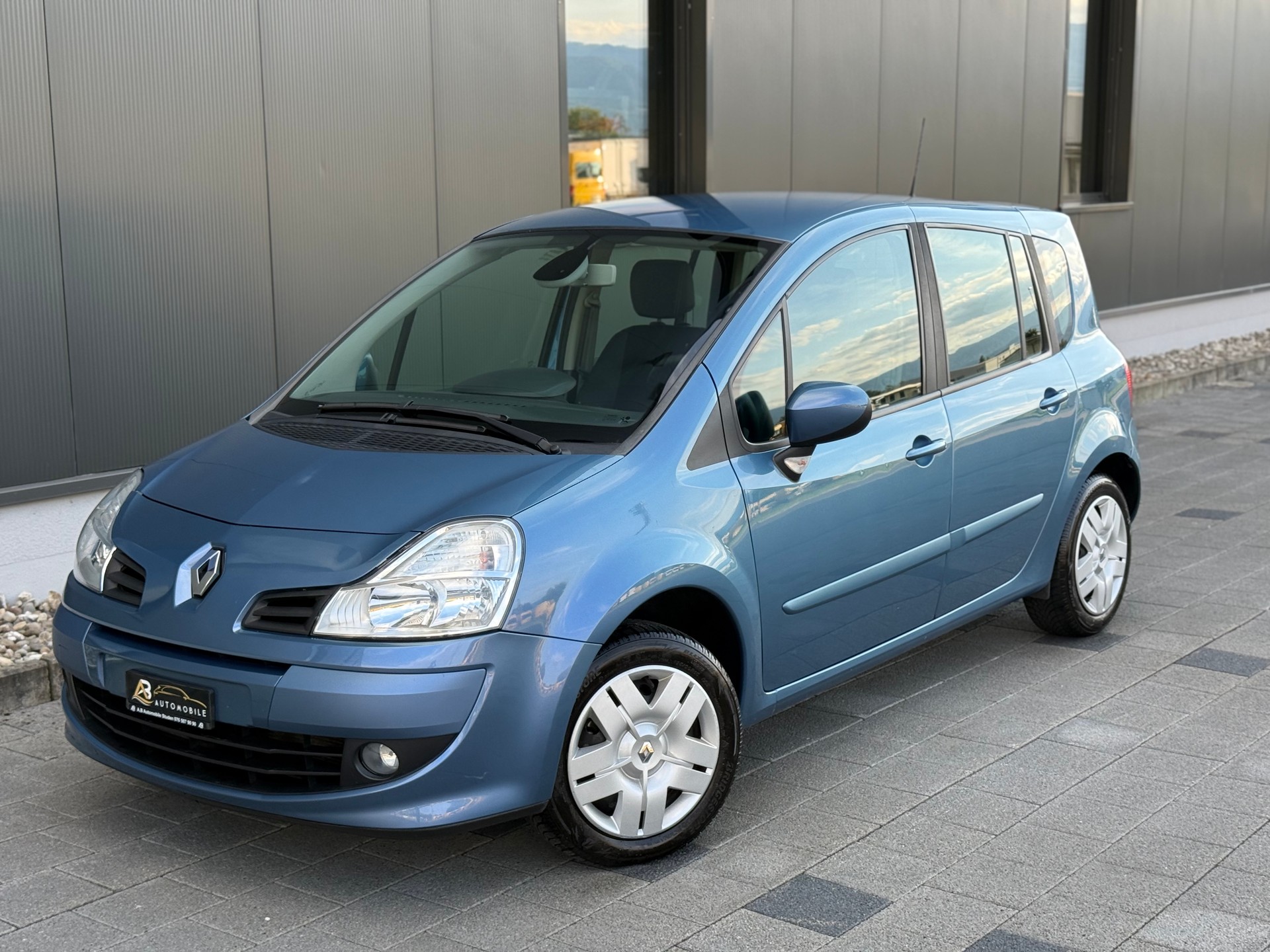 RENAULT Modus 1.2 16V T Dynamique-image-5