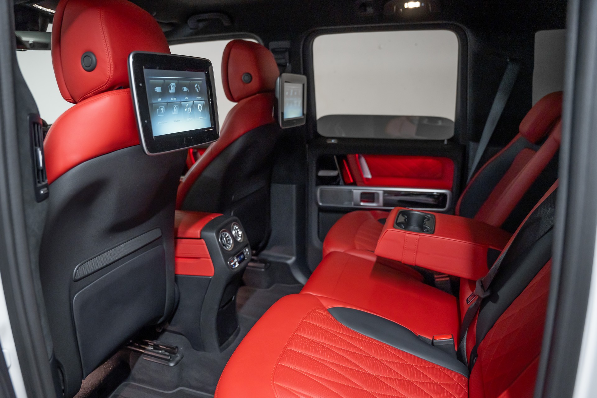 MERCEDES-BENZ G 63 AMG Speedshift Plus G-Tronic-image-11