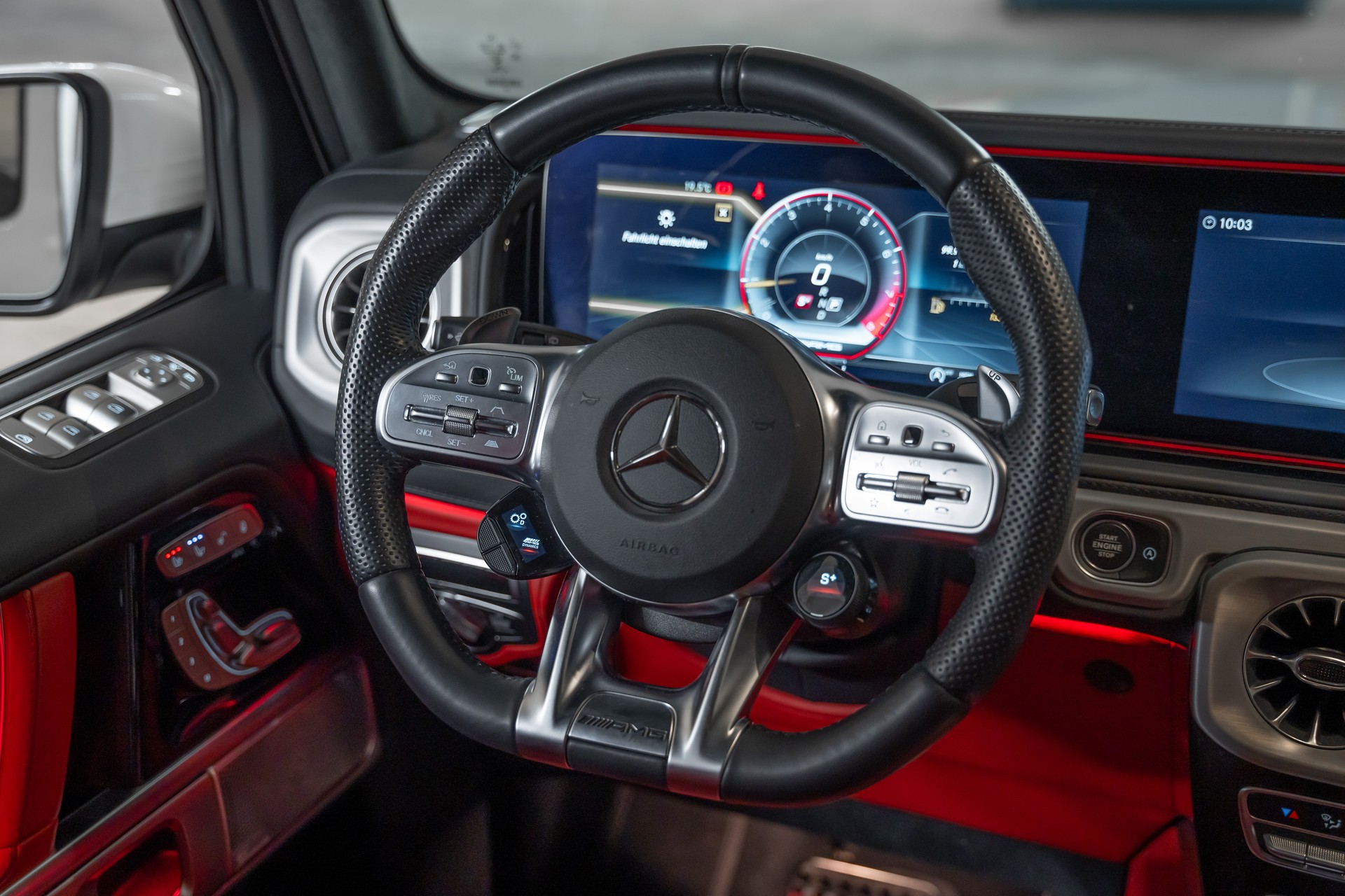 MERCEDES-BENZ G 63 AMG Speedshift Plus G-Tronic-image-13