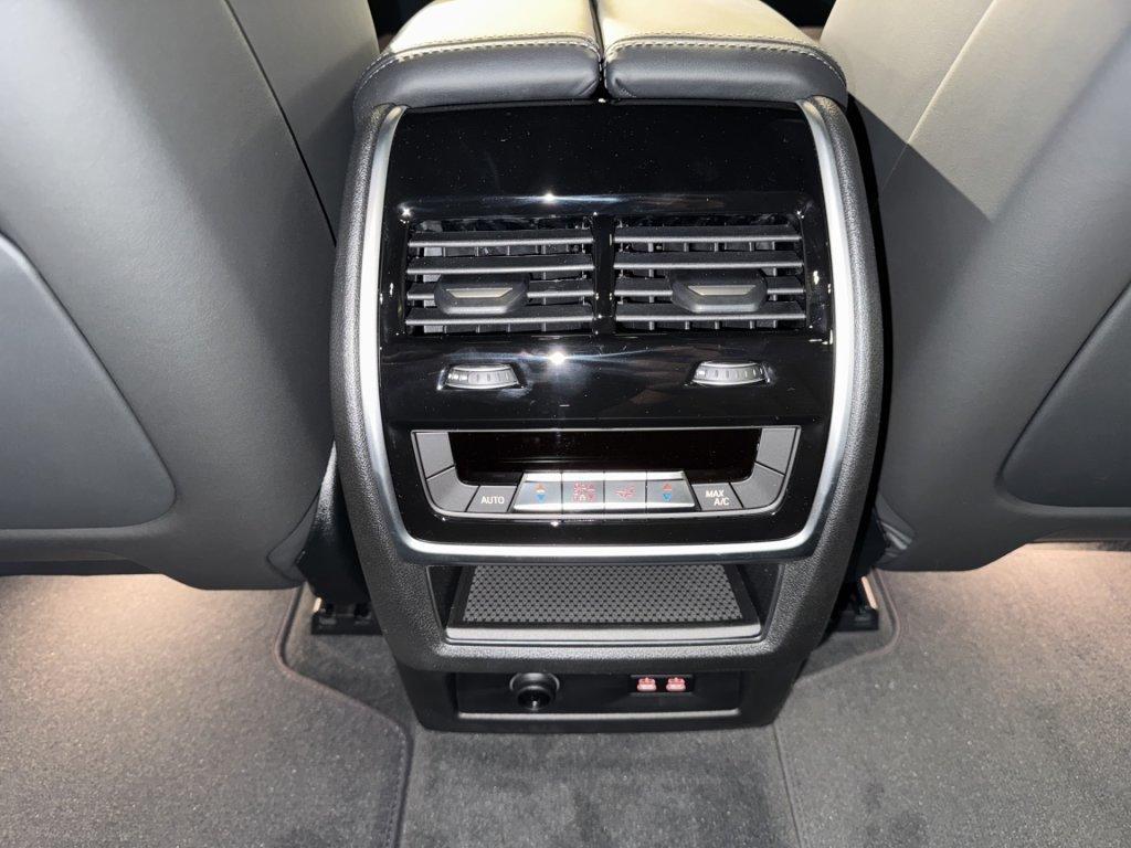 BMW X5 M Competition-image-9