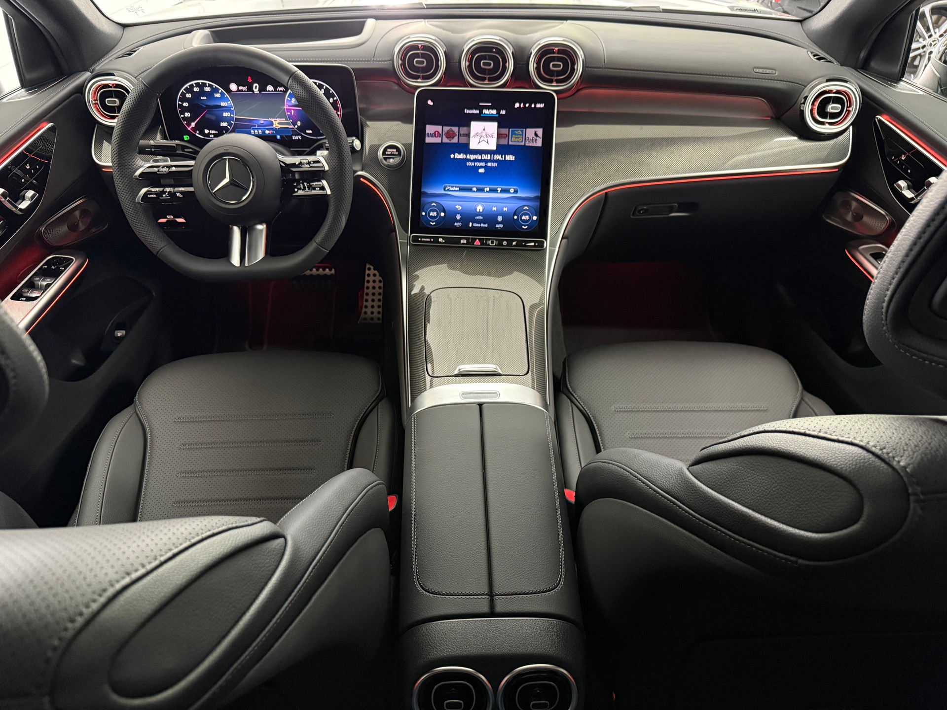 MERCEDES-BENZ GLC 200 4MATIC Coupe-image-7