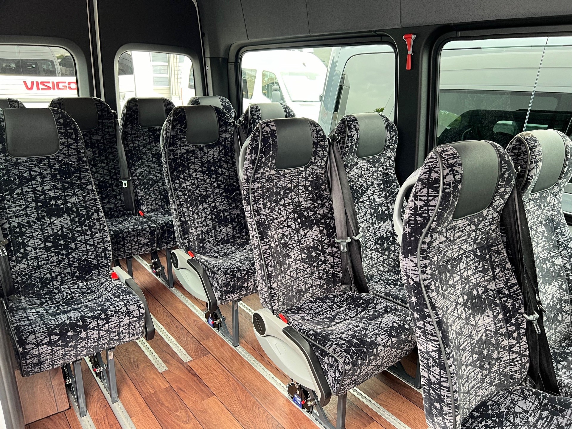 MERCEDES-BENZ 317 CDI Kleinbus (D23)-image-8