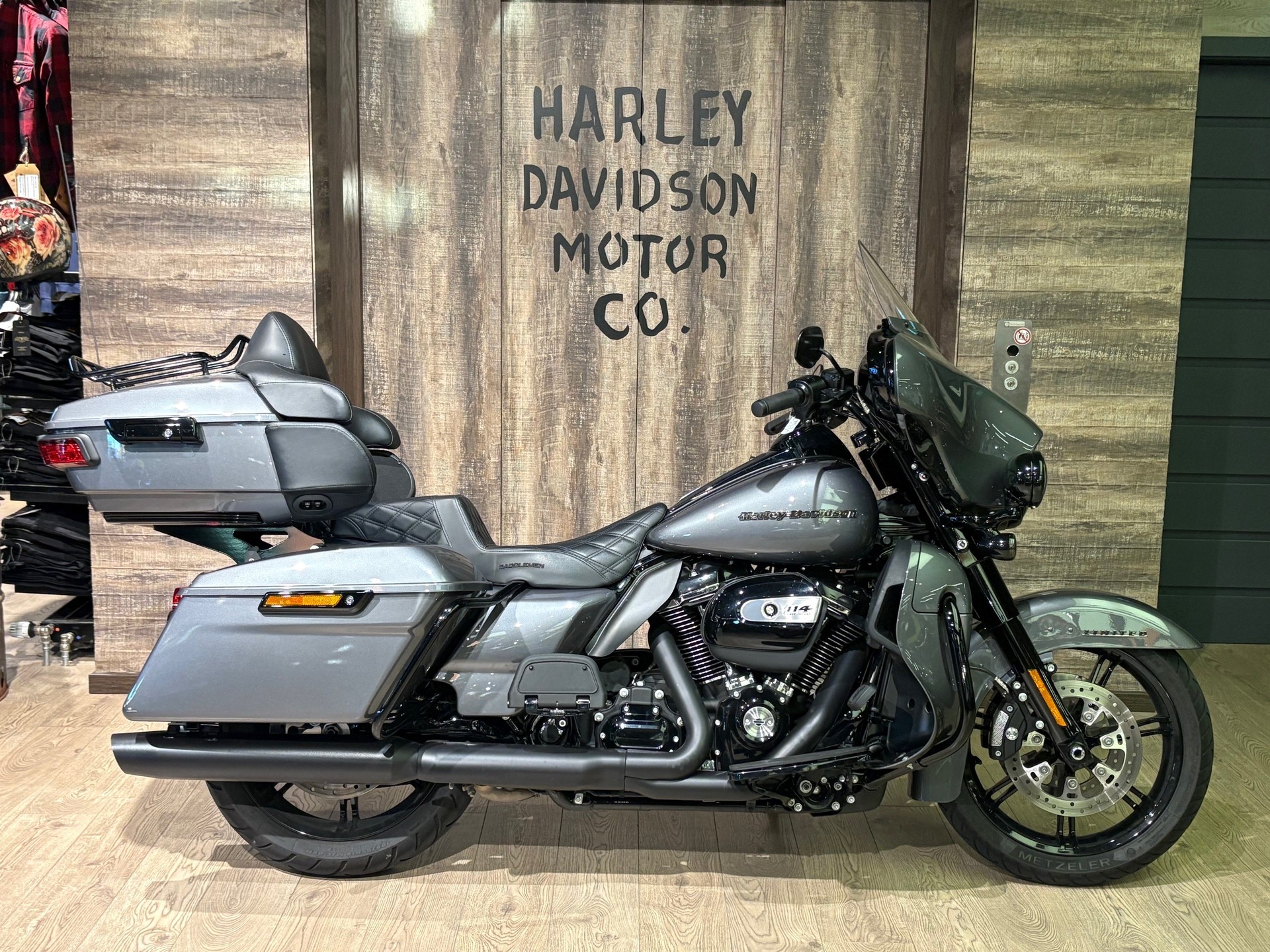 HARLEY-DAVIDSON FLHTK Electra Glide Ultra Limited 114