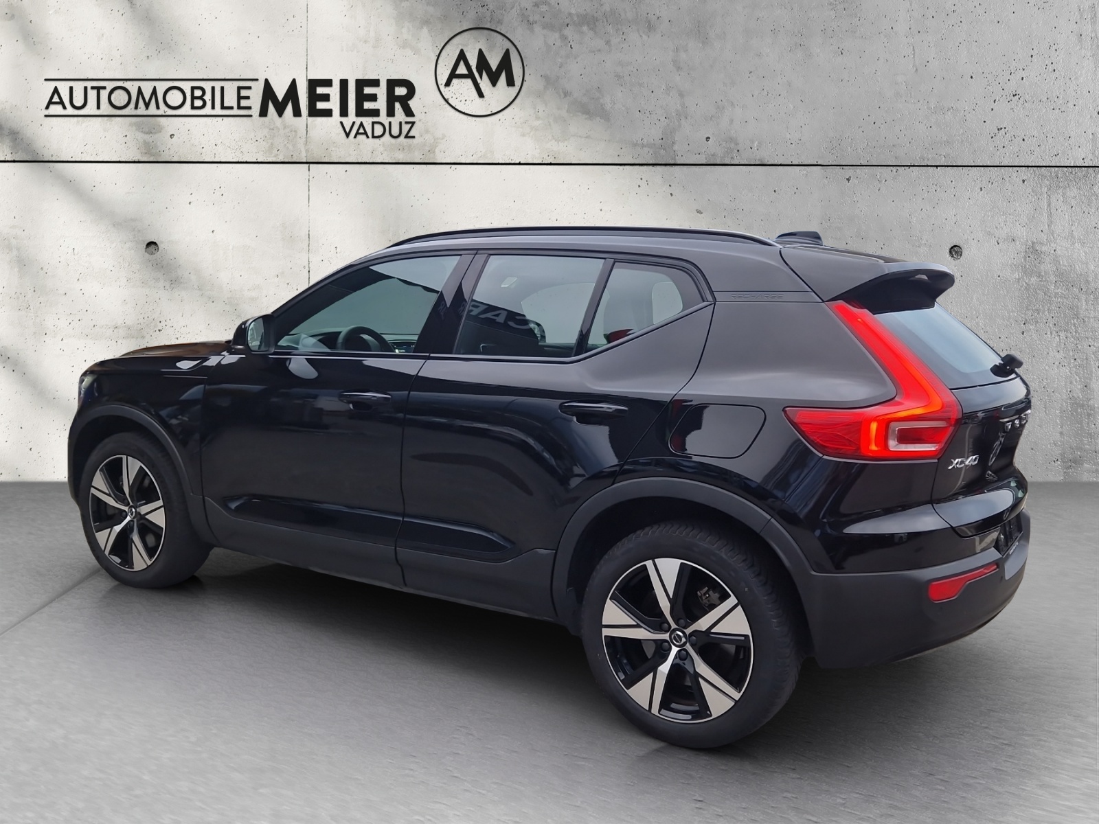 VOLVO XC40 P6 Core-showroom-element-2