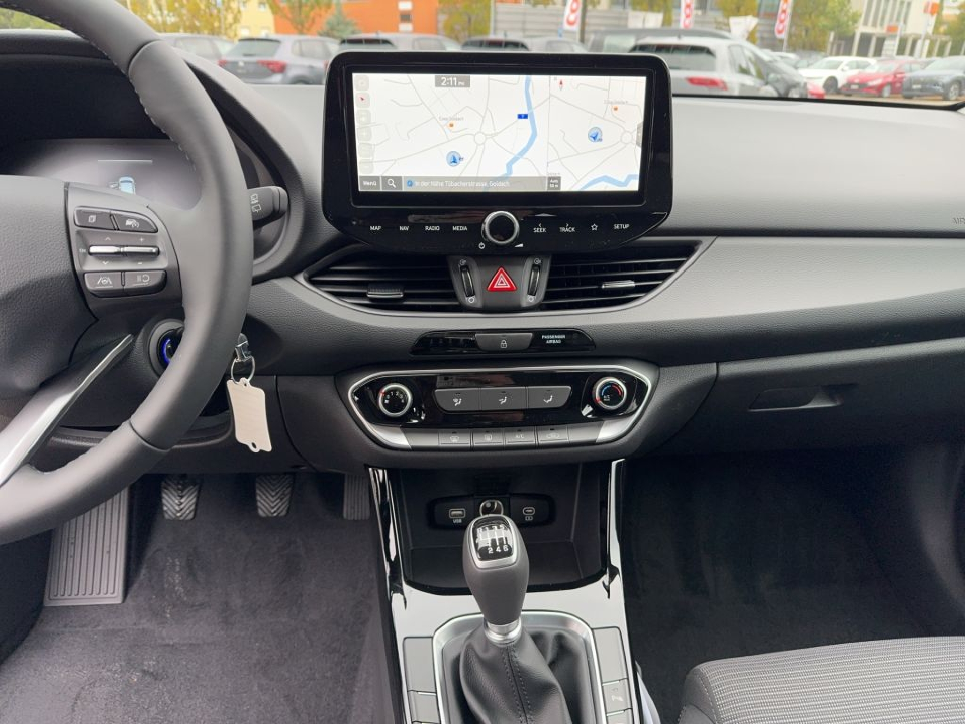 HYUNDAI i30 1.5 T-GDi Origo-image-8