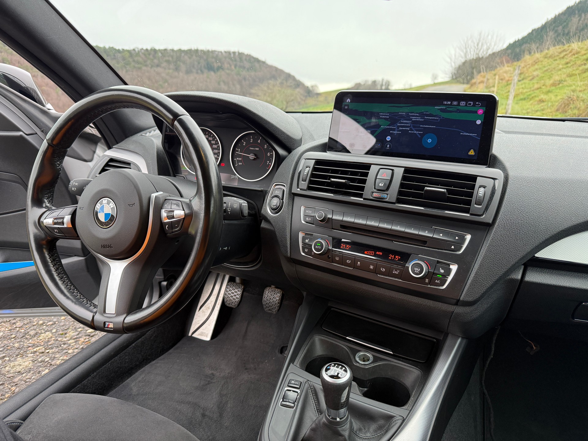BMW M135i-image-11