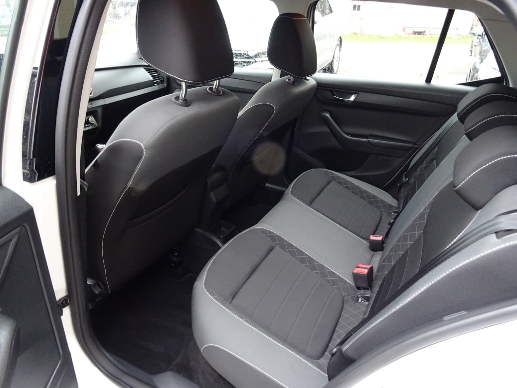 SKODA Fabia 1.0 TSI Ambition DSG-image-5