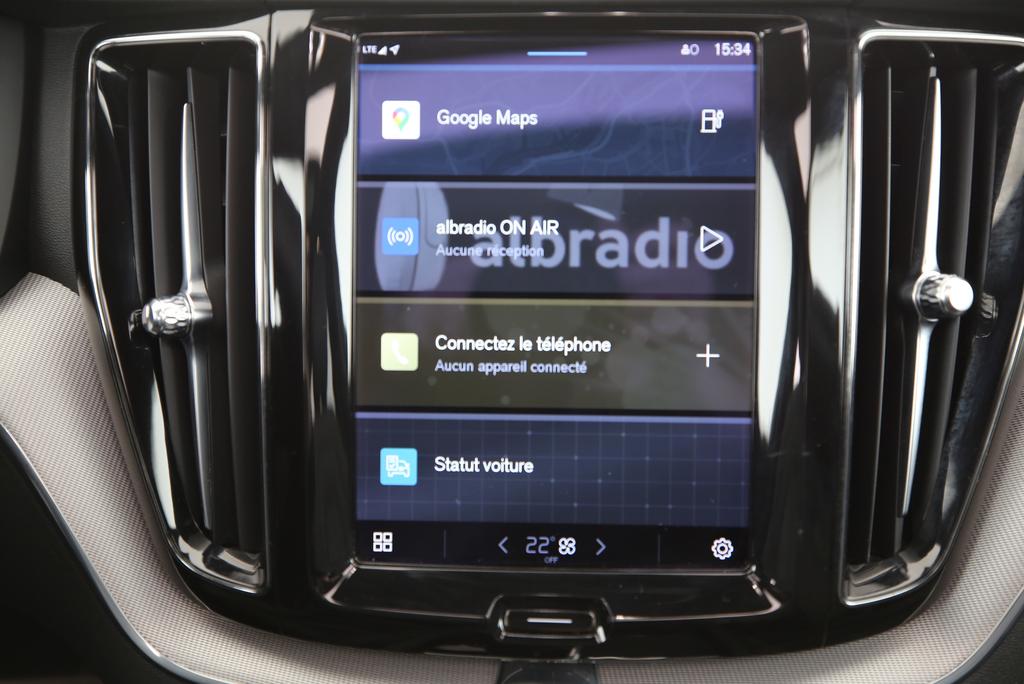 VOLVO XC60 2.0 T6 TE R-Design eAWD-image-6