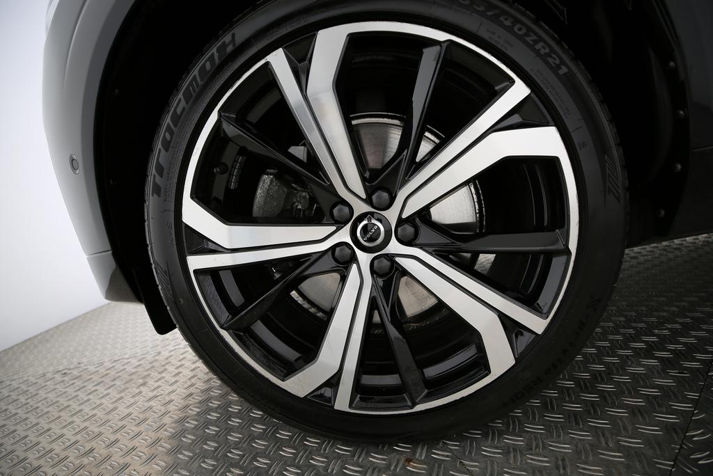 VOLVO XC60 2.0 T6 TE R-Design eAWD-image-10