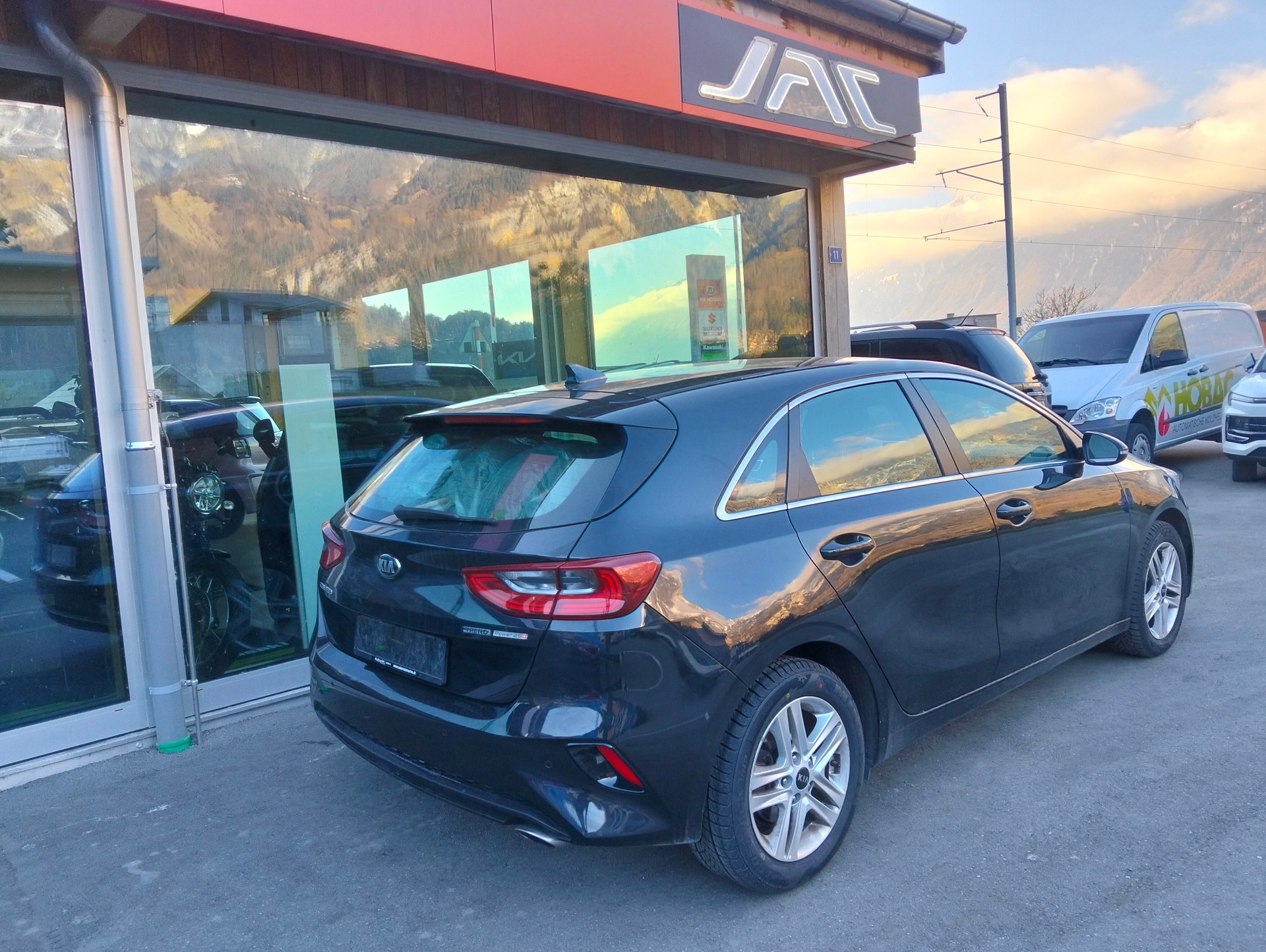 KIA Ceed 1.4 T-GDi Power 25 DCT-image-5