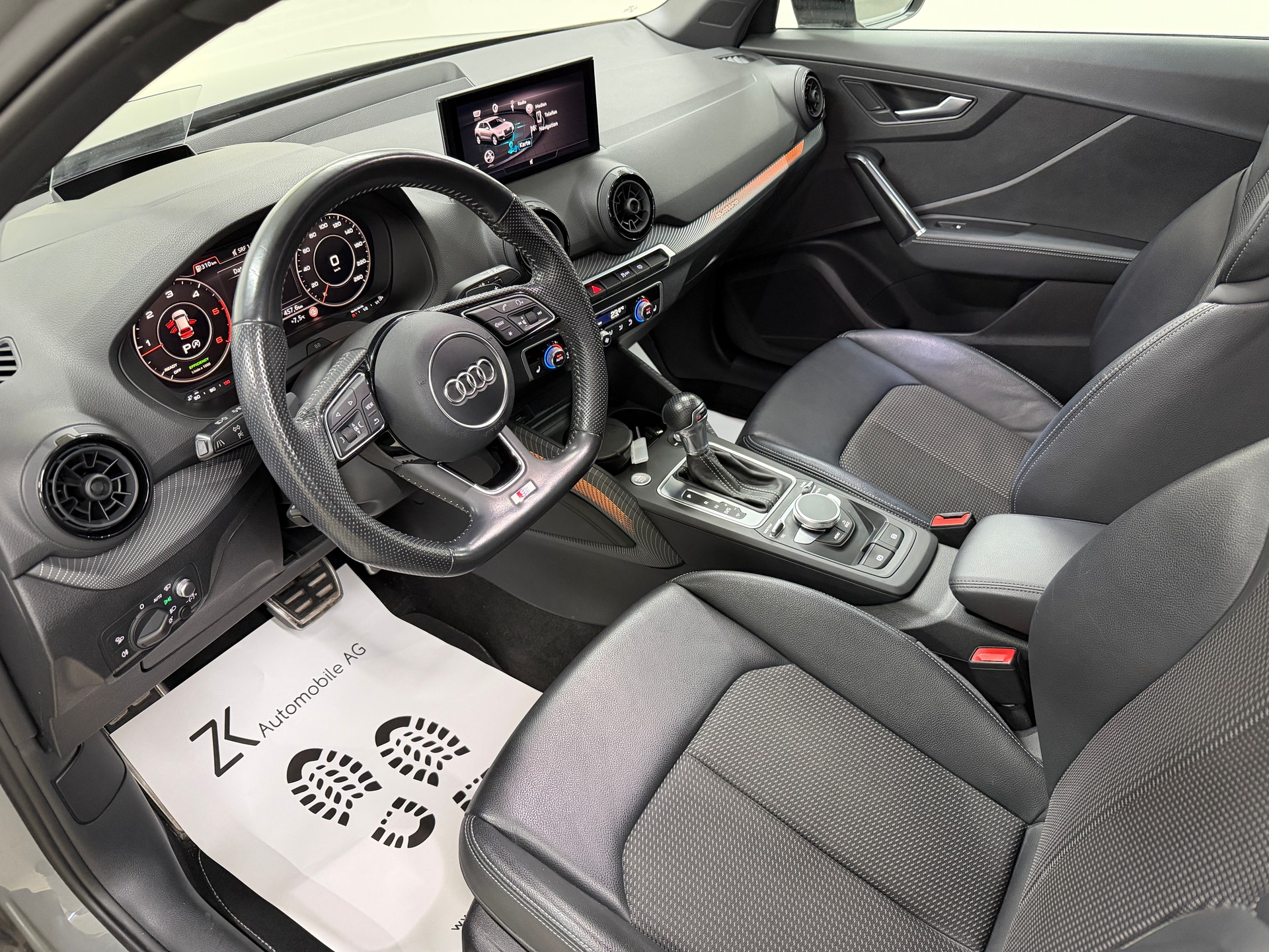 AUDI Q2 2.0 TDI S-Line 190PS Edition # 1 (Quantum Grey) quattro S-tronic / RF-Kamera / Head-Up-Display / virtual cockpit /-image-6