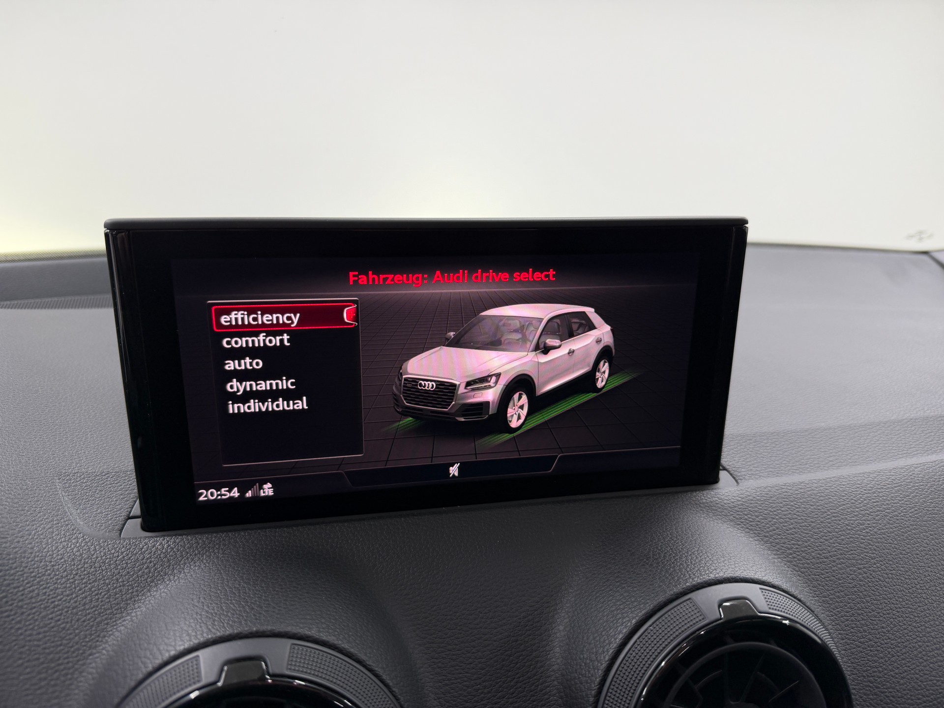 AUDI Q2 2.0 TDI S-Line 190PS Edition # 1 (Quantum Grey) quattro S-tronic / RF-Kamera / Head-Up-Display / virtual cockpit /-image-15