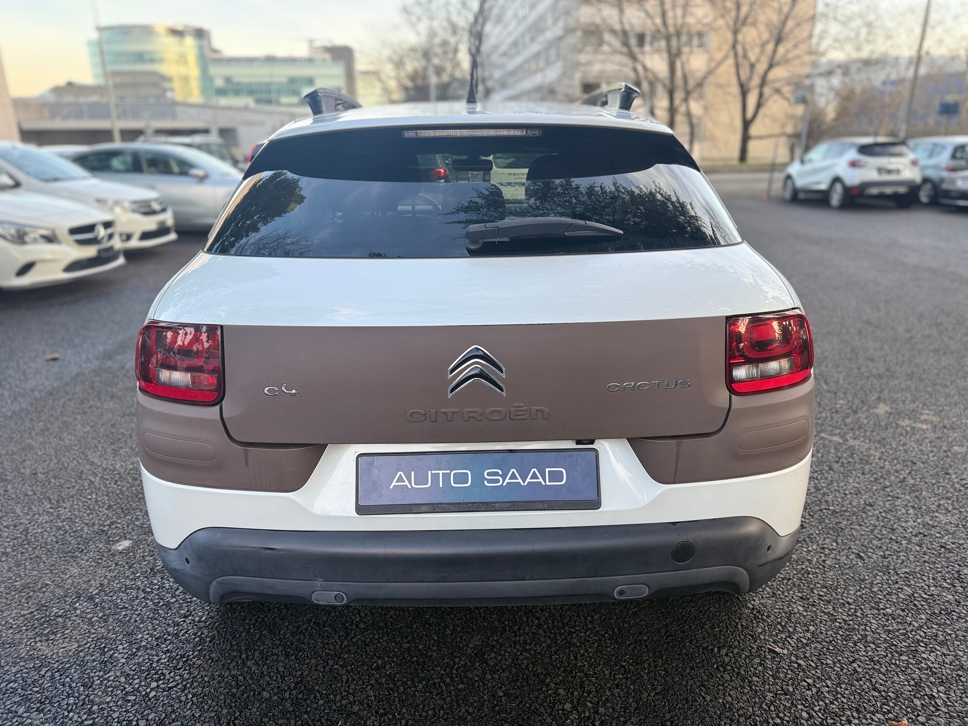 CITROEN C4 Cactus 1.2 e-THP Feel-image-3