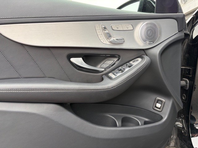 MERCEDES-BENZ GLC 220 d AMG Line 4Matic 9G-Tronic-image-6