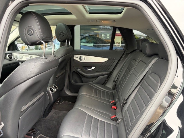 MERCEDES-BENZ GLC 220 d AMG Line 4Matic 9G-Tronic-image-7