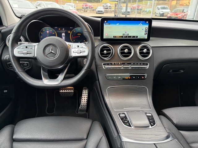 MERCEDES-BENZ GLC 220 d AMG Line 4Matic 9G-Tronic-image-4