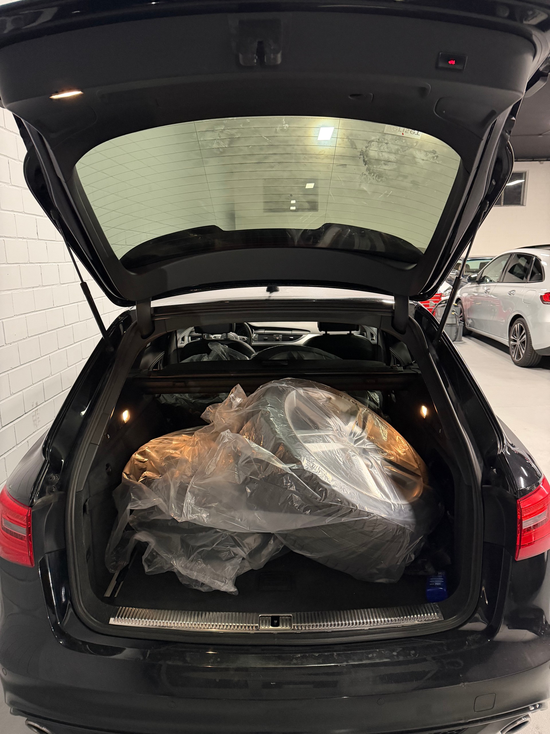 AUDI A6 Avant 3.0 TDI V6 quattro S-tronic-image-7