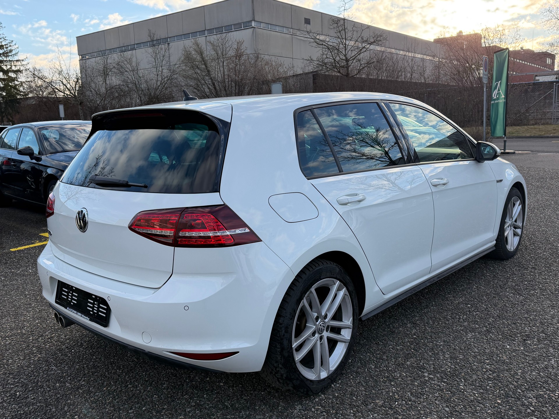 VW Golf 2.0 TDI GTD DSG-image-4