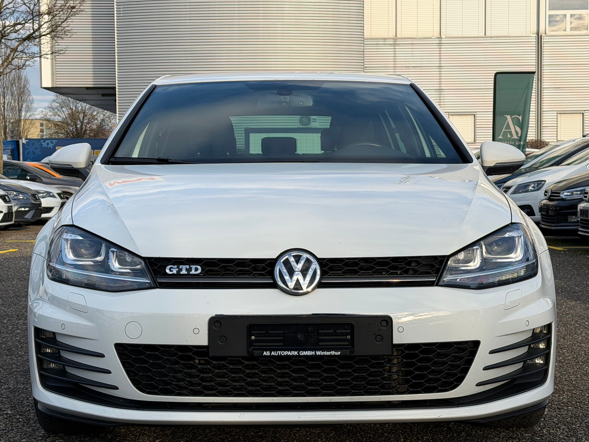 VW Golf 2.0 TDI GTD DSG-image-1