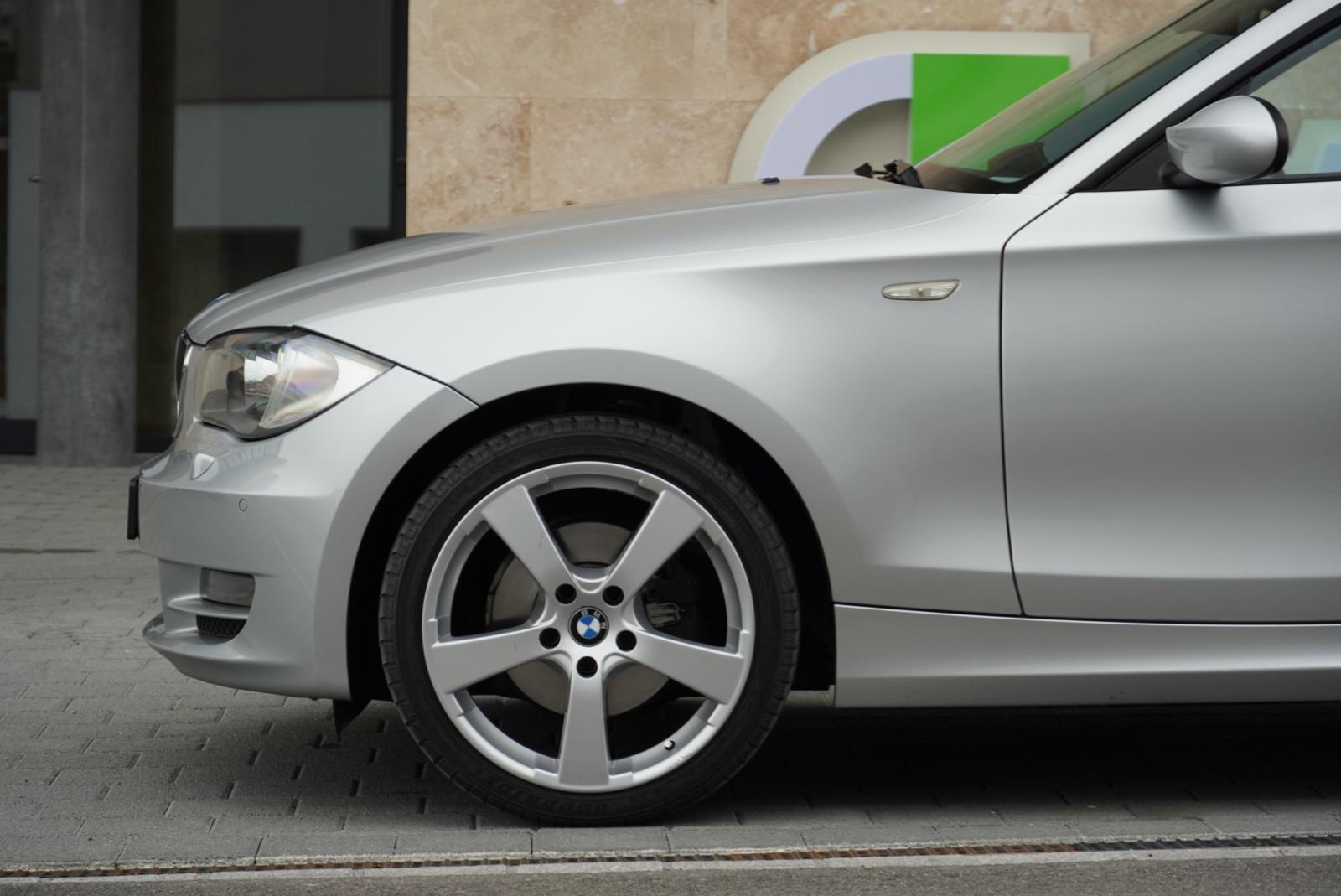 BMW 120d Coupé Steptronic-image-6