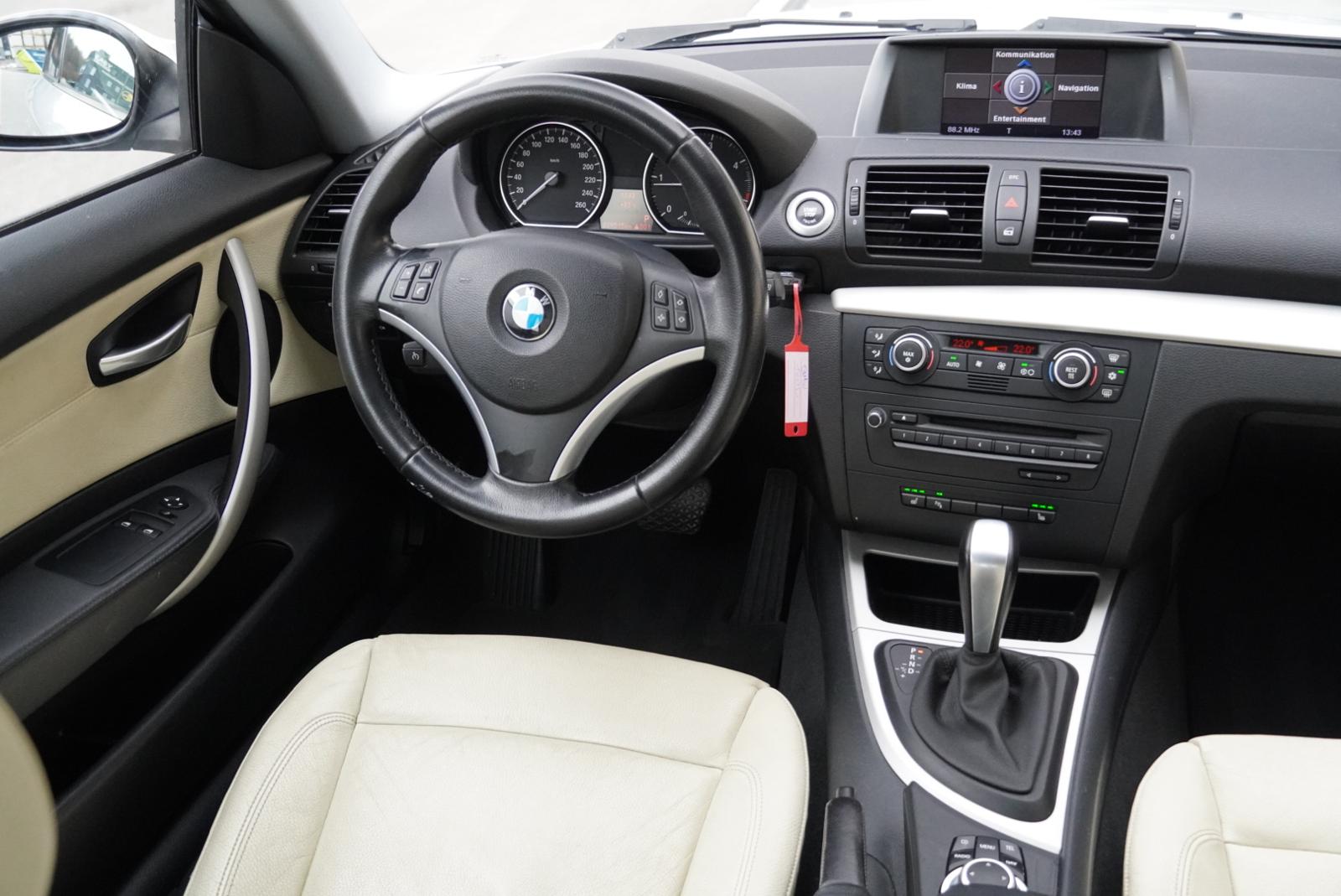 BMW 120d Coupé Steptronic-image-10