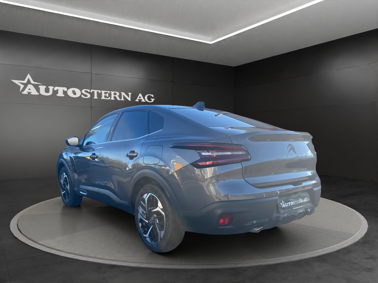 CITROEN C4 X 1.2 Pure Tech Max EAT8-image-6