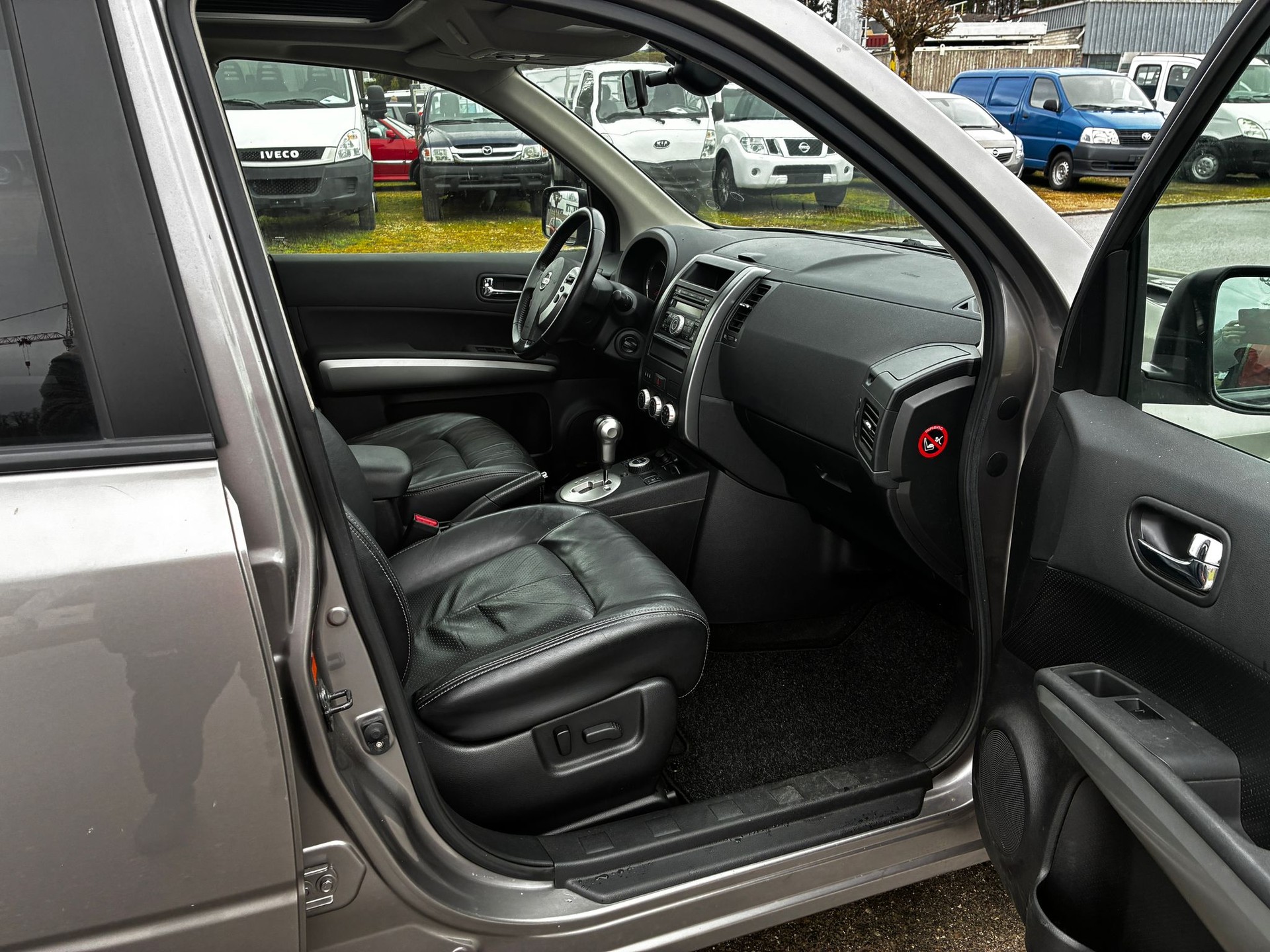 NISSAN X-Trail 2.5 16V LE XTronic CVT-image-4