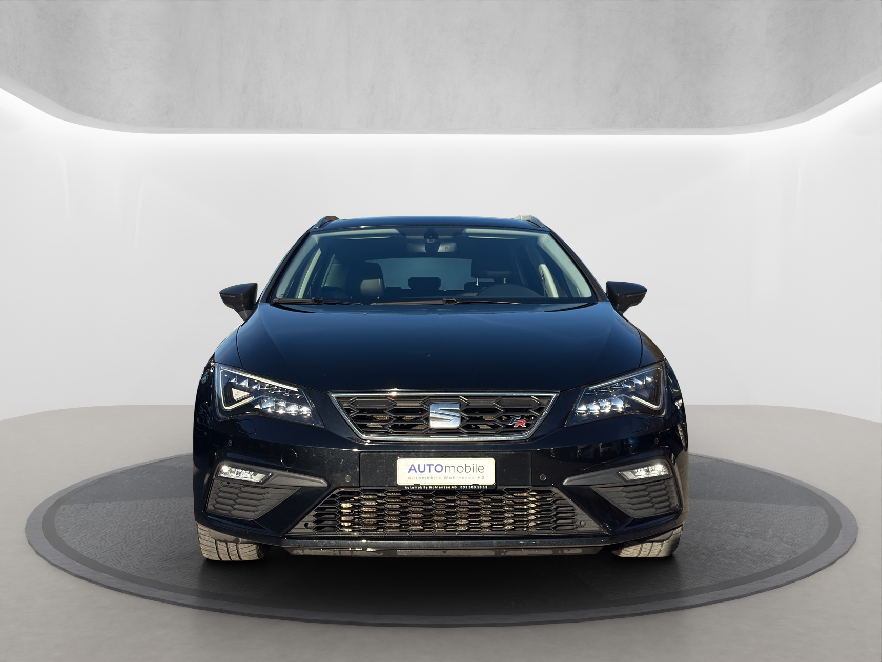 SEAT Leon ST 1.4 TSI ACT FR-image-2