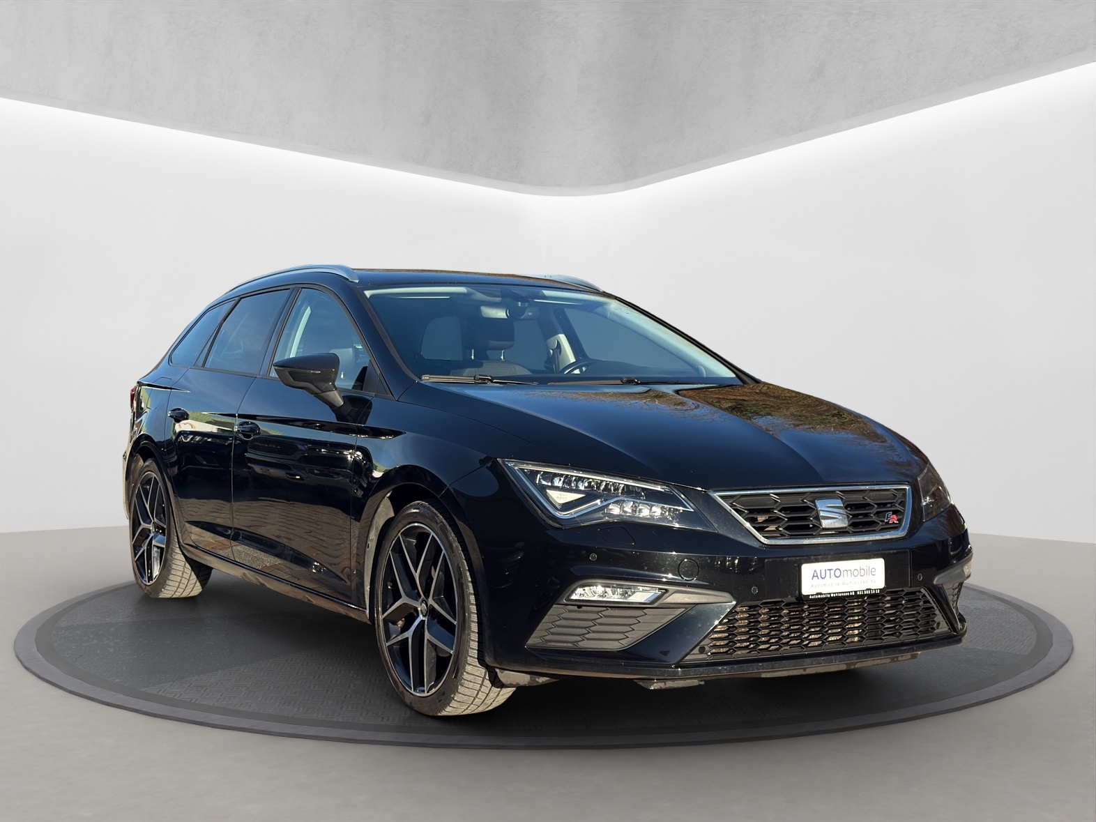 SEAT Leon ST 1.4 TSI ACT FR-image-3