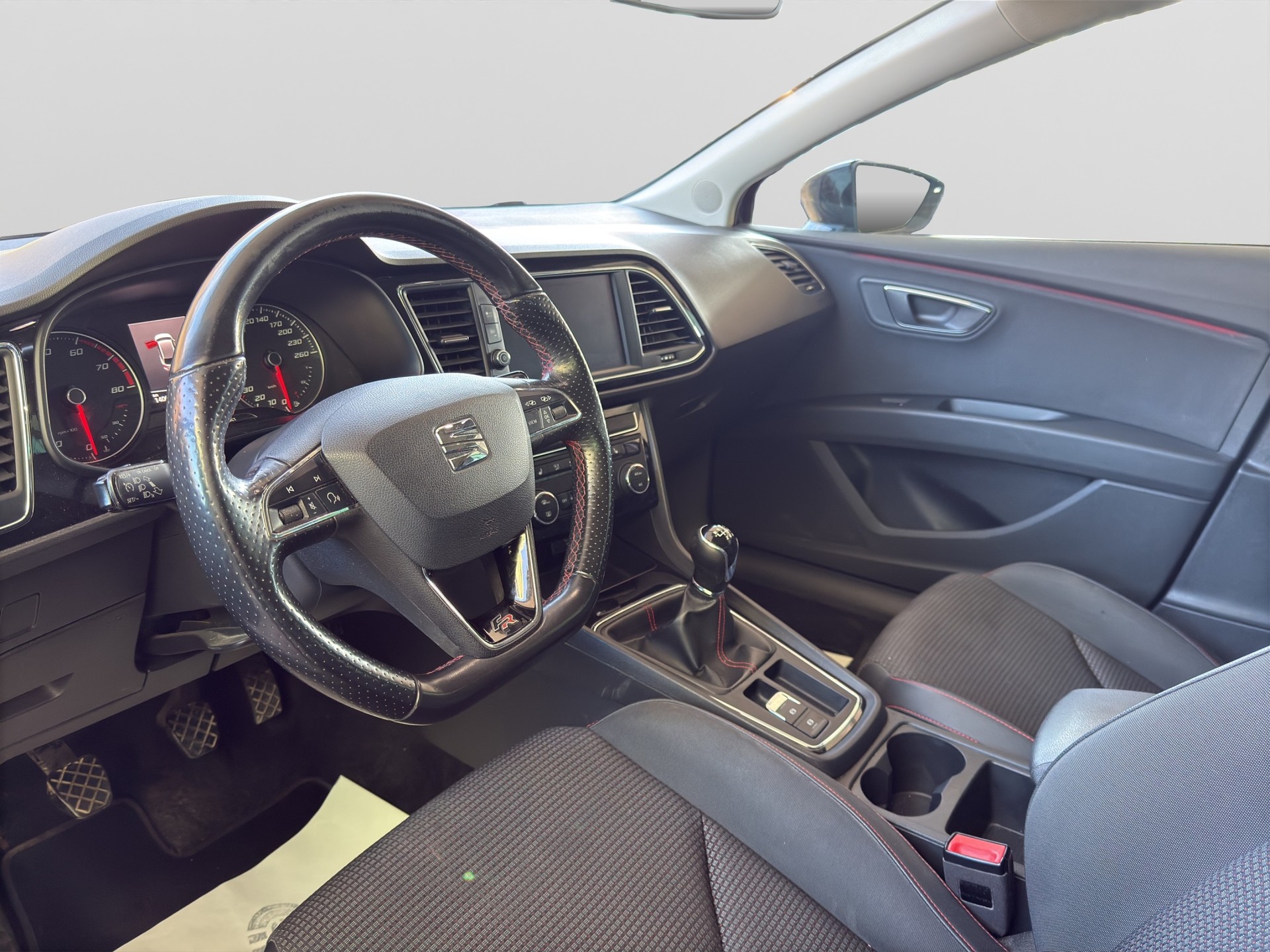 SEAT Leon ST 1.4 TSI ACT FR-image-7