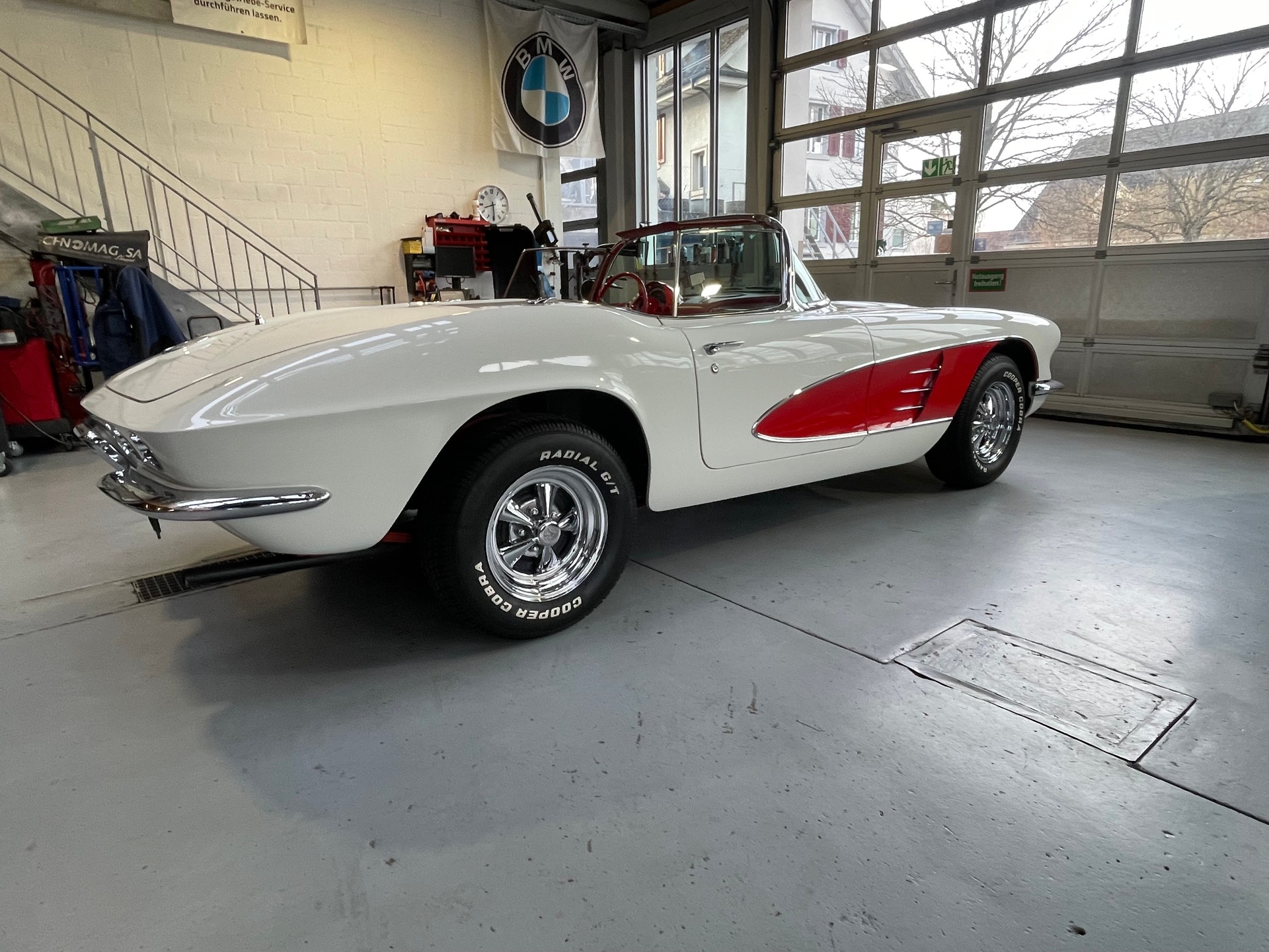 CHEVROLET CORVETTE-image-3