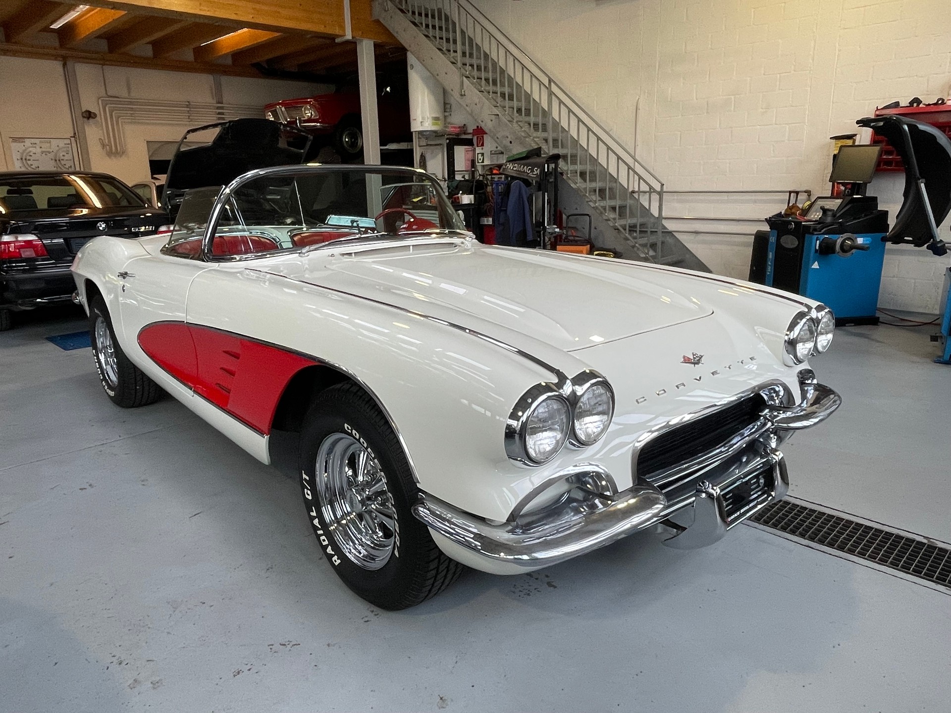CHEVROLET CORVETTE-image-1