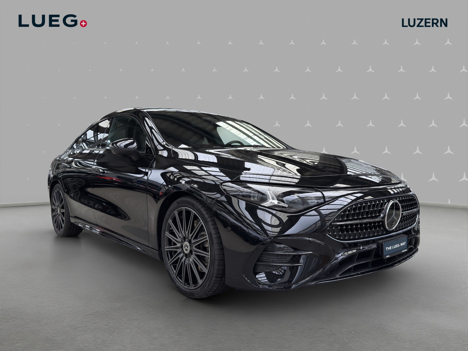 MERCEDES-BENZ CLA 220 4Matic 8G-DCT-image-4