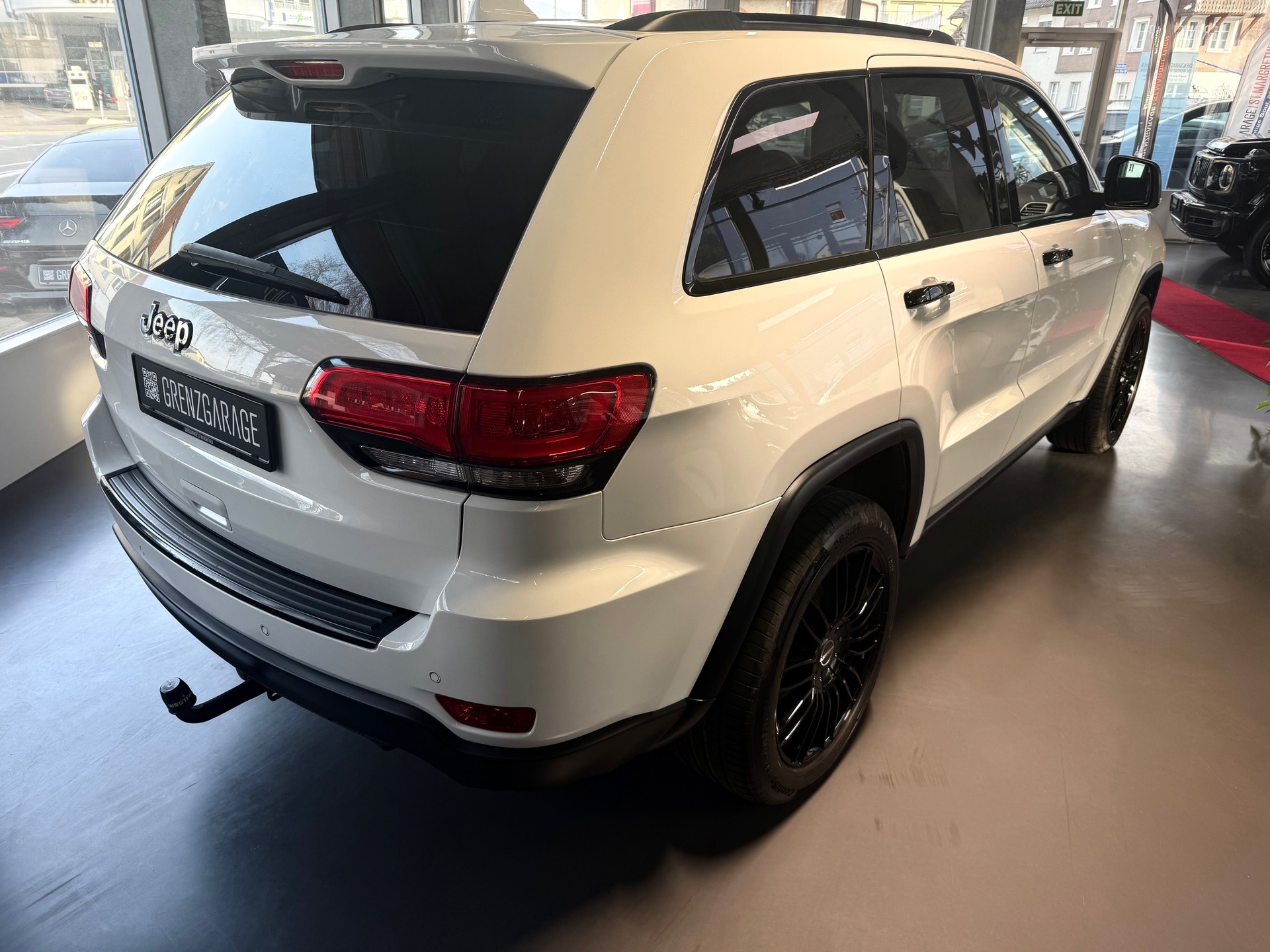 JEEP Grand Cherokee 3.0 CRD Limited Automatic-image-5